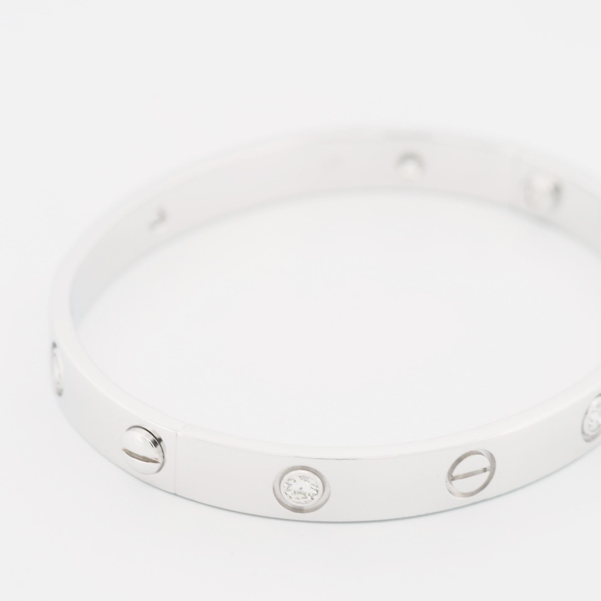 Cartier Love Armreif Armband 6 Diamanten Weißgold 16 mit Papieren Damen im Angebot