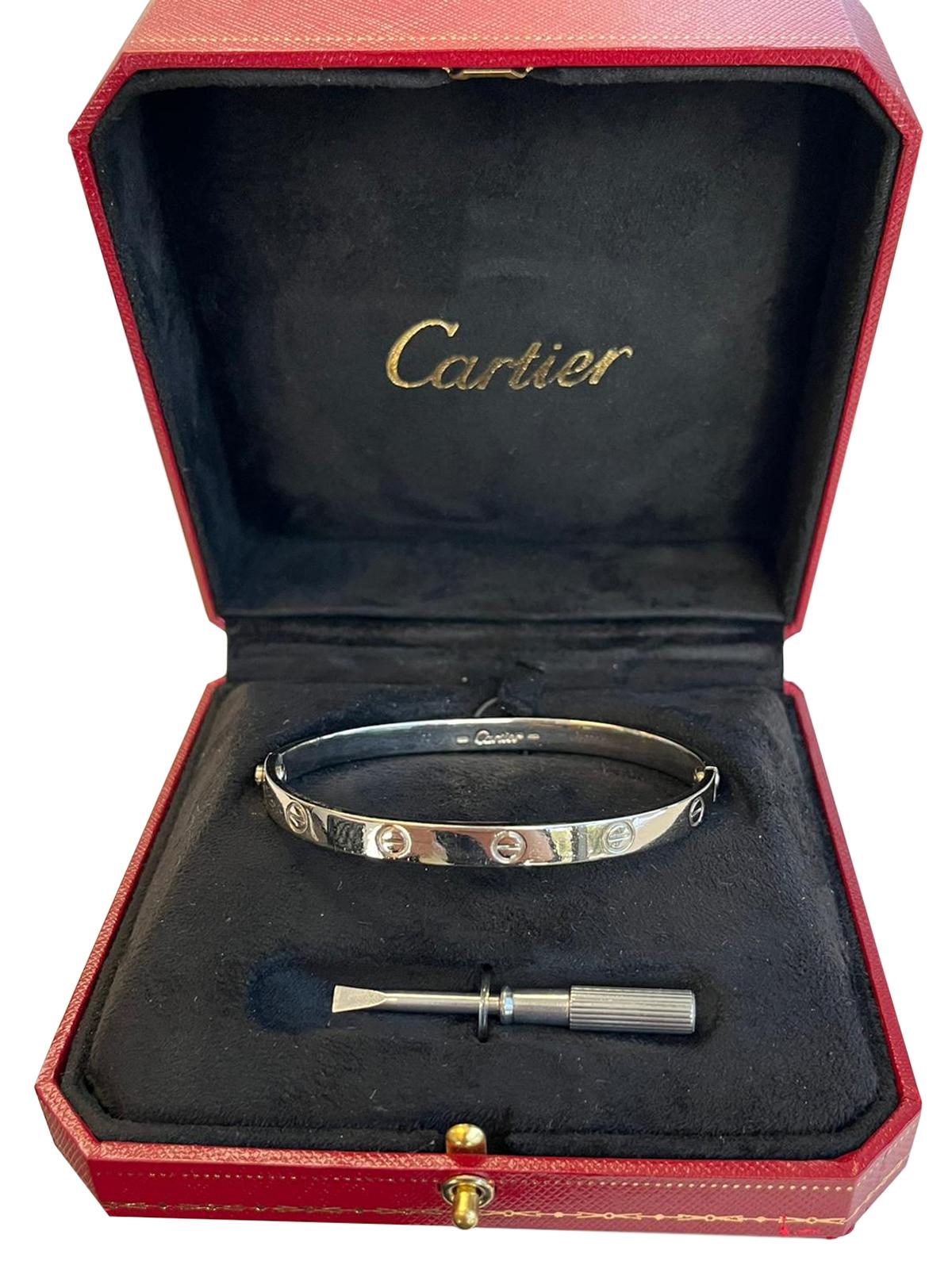 Cartier Love Bracelet Bangle with Screwdriver 19 Size 18K White Gold en vente 4
