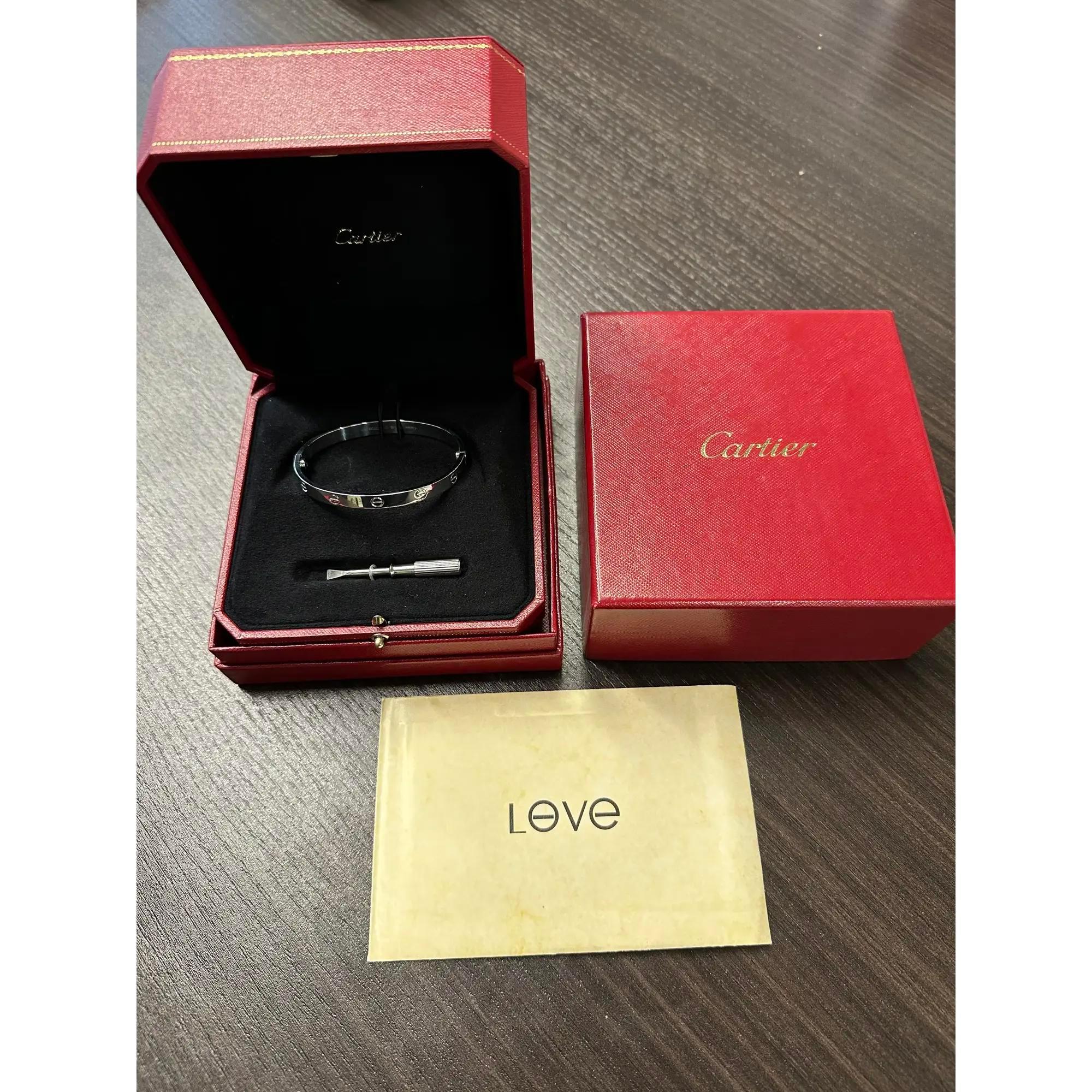 Cartier Bracciale dell'Amore Modello Classico Oro Bianco 18K Taglia 18 in vendita 2