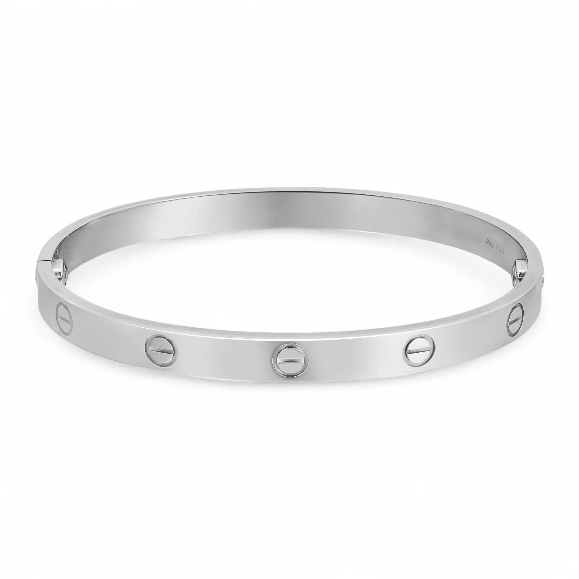 Cartier Love Bracelet Modèle Classique Or Blanc 18K Taille 19 Excellent état - En vente à New York, NY
