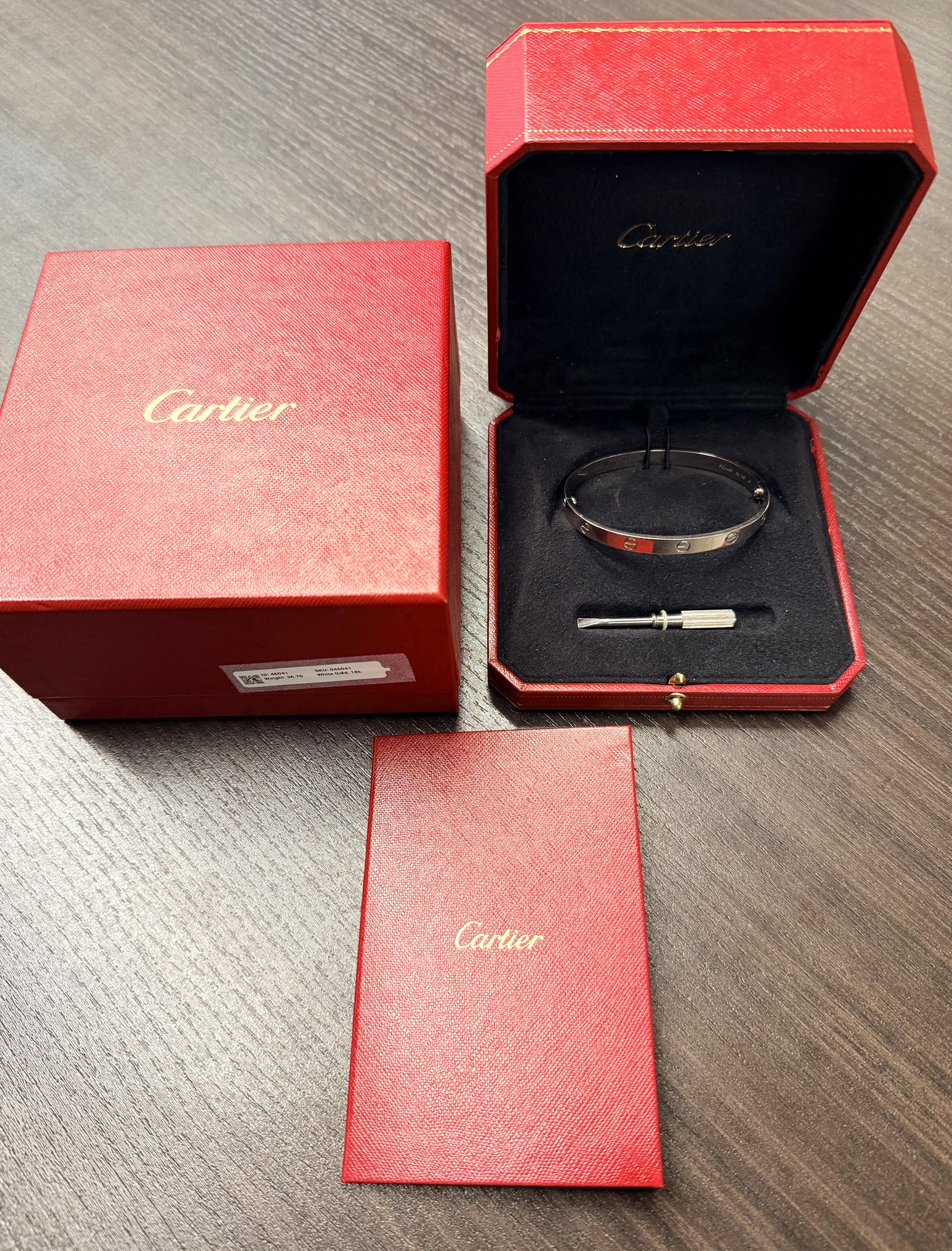 Cartier Love Bracelet Modèle Classique Or Blanc 18K Taille 19 en vente 2