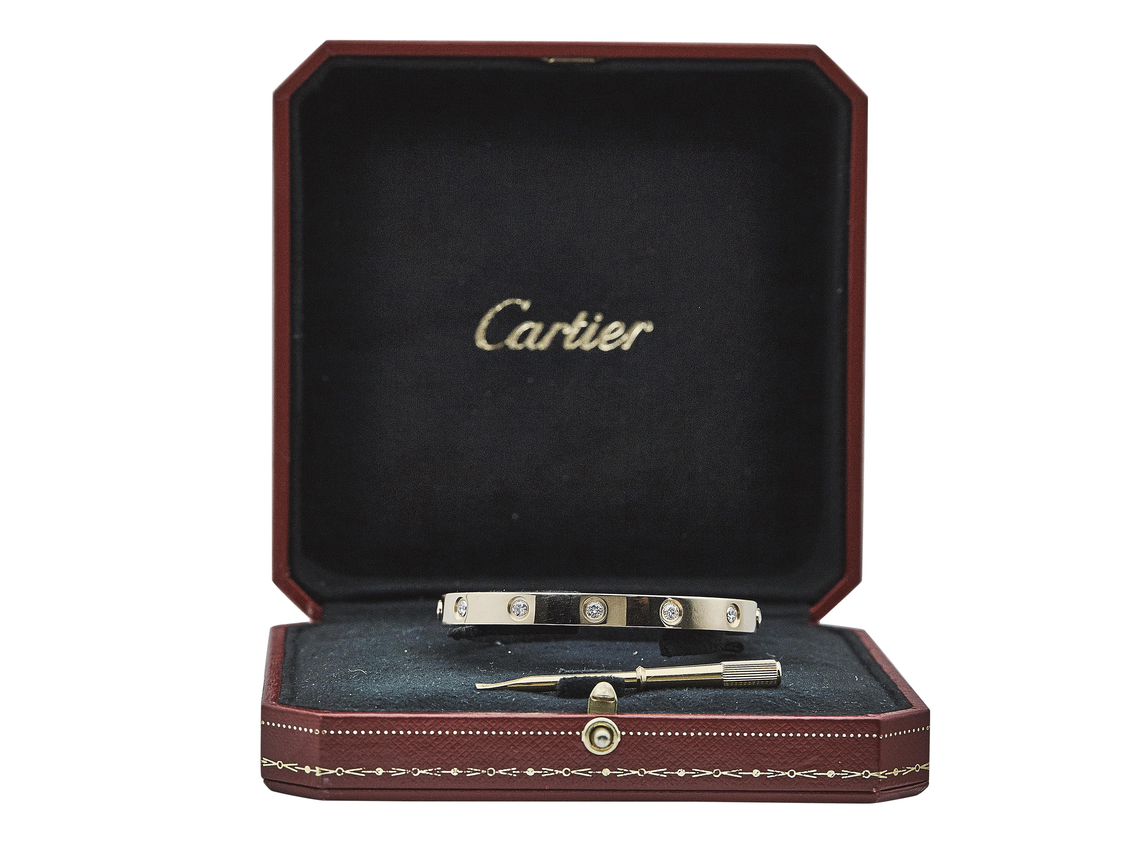 Cartier Love Armband Classic Modell 18K Gelbgold 10 Diamanten Größe 17 für Damen oder Herren im Angebot