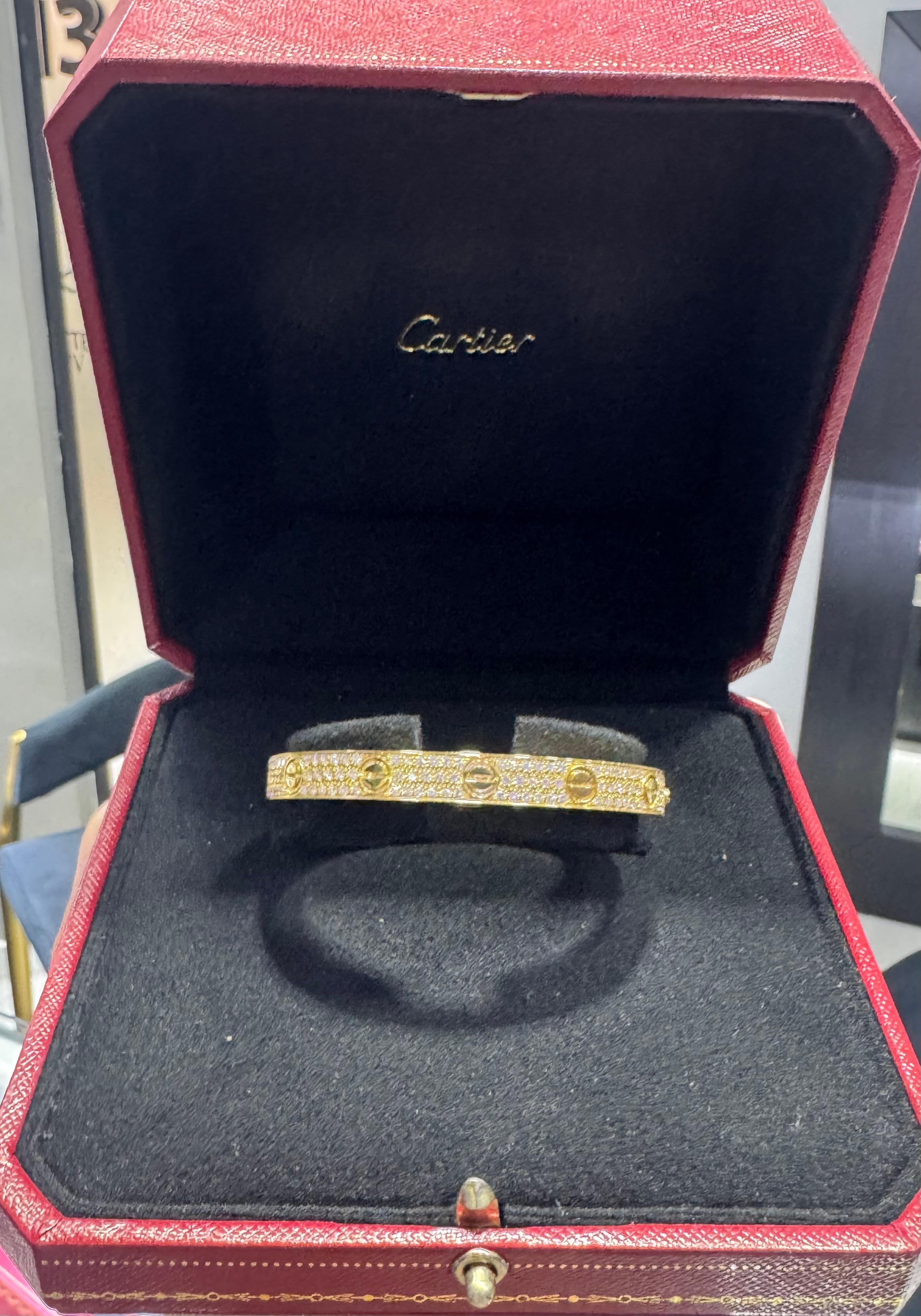 Cartier Love Armband Classic Modell voller Pave Diamanten Gelbgold Größe 16 für Damen oder Herren