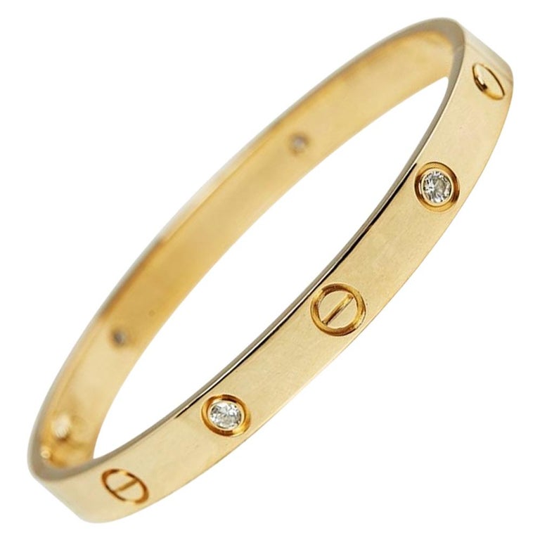 Cartier Love-Armband aus 18 Karat Gelbgold mit 6 Diamanten im Angebot bei  1stDibs