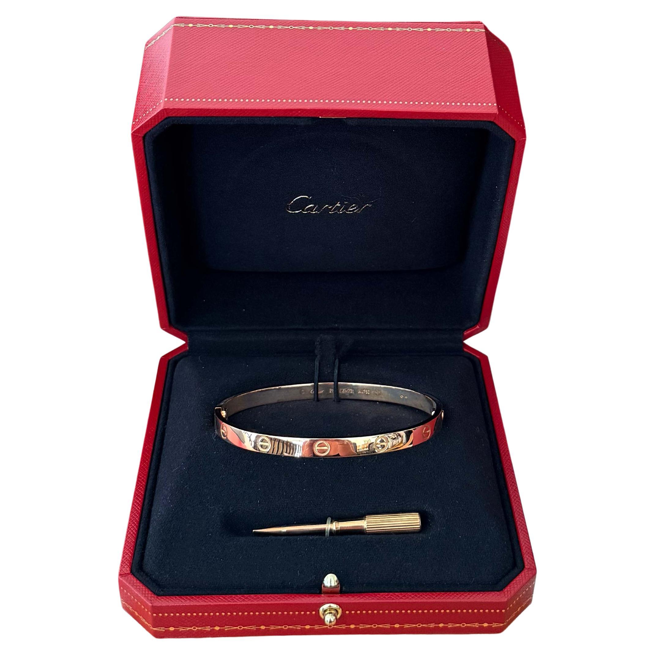 Cartier Love Bracelet in 18K Rose Gold Size 21 With Box and Papers en venta