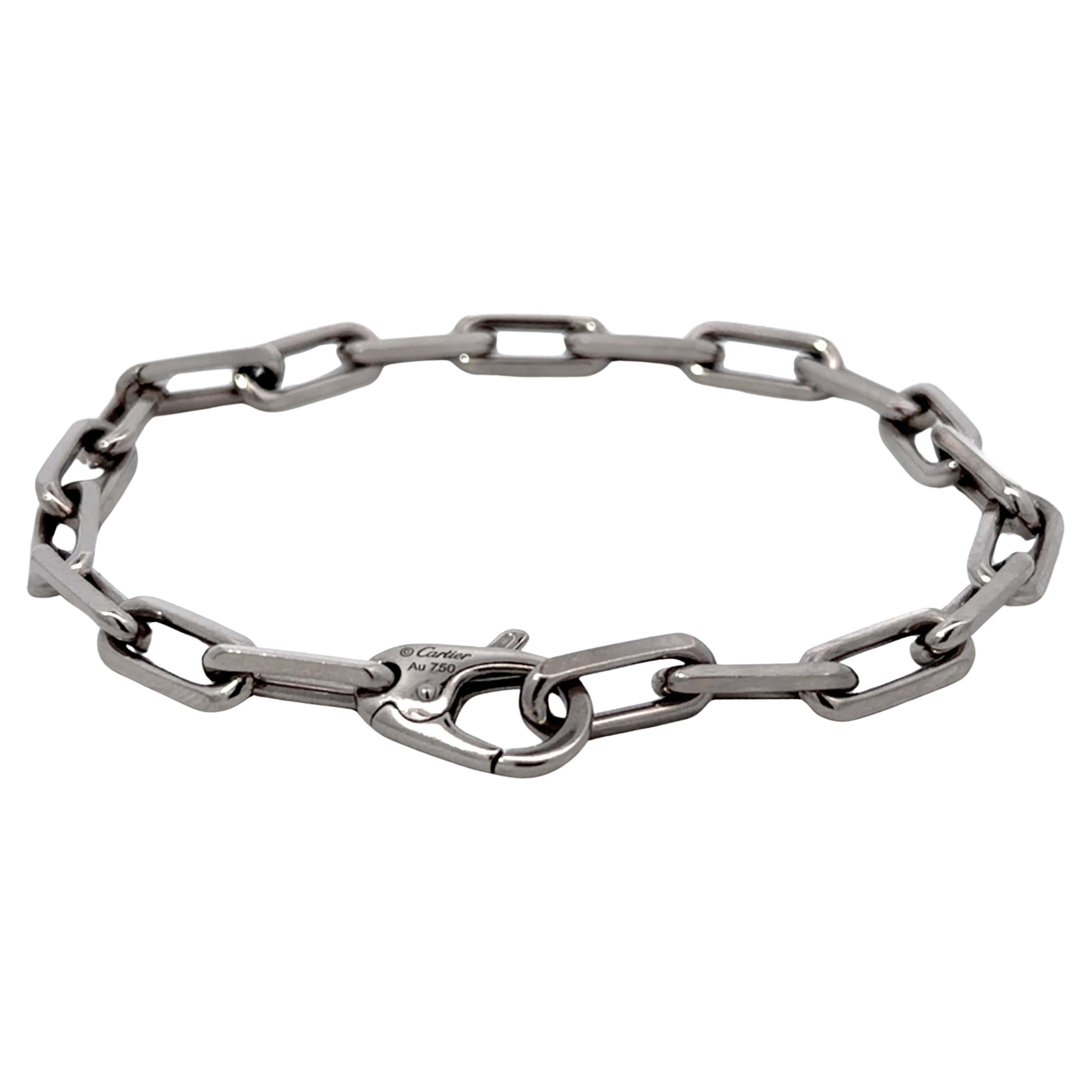 How do ! remove the Cartier Santos bracelet?