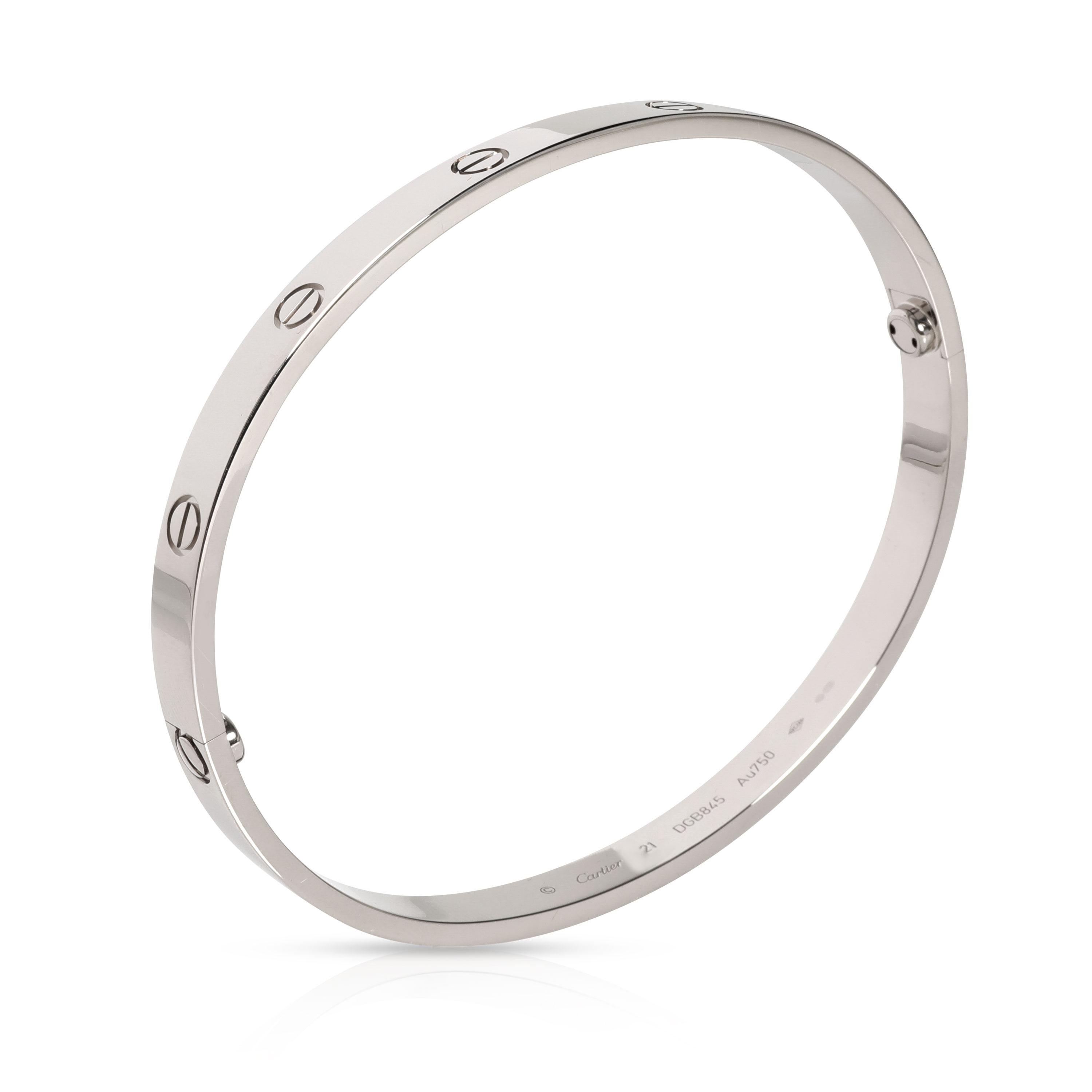 
Cartier Love Bracelet in 18K White Gold

PRIMARY DETAILS
SKU: 105635
Listing Title: Cartier Love Bracelet in 18K White Gold
Condition Description: Retails for 6,750 USD. In excellent condition and recently polished. Cartier Size 21. Comes with the