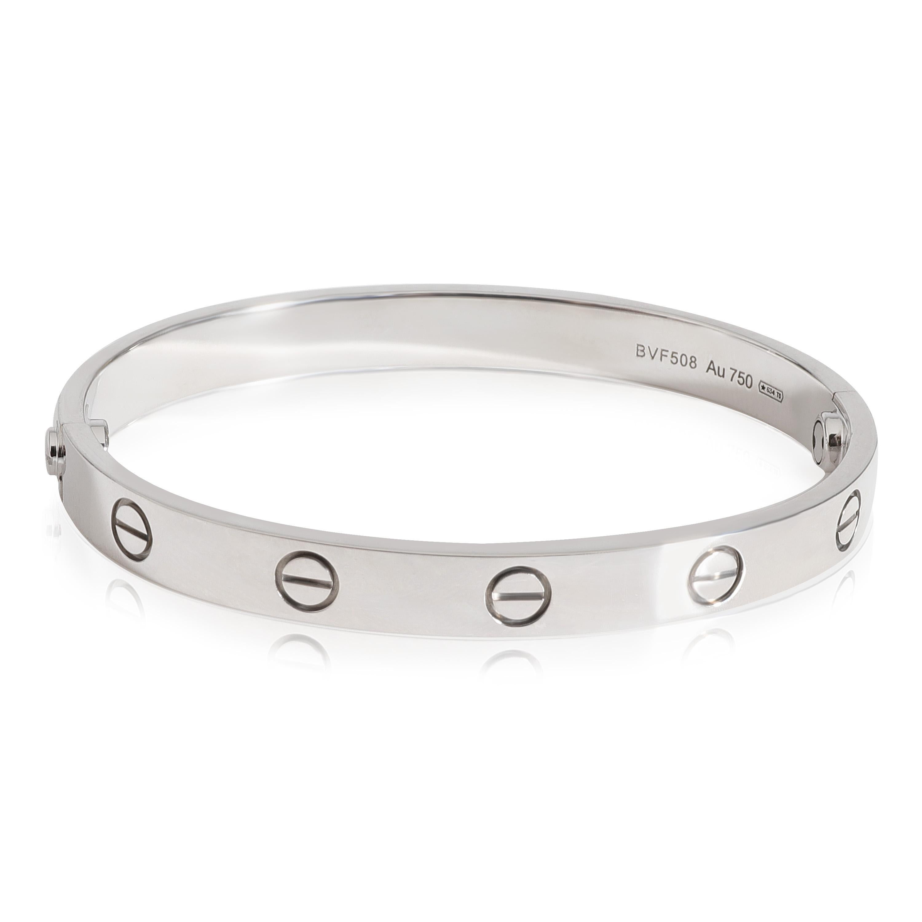 Cartier Love-Armband aus 18 Karat Weißgold

PRIMÄRE DETAILS
SKU: 123286
Auflistung Titel: Cartier Liebesarmband in 18k Weißgold
Condit Beschreibung: Verkauft für 7400 USD. In ausgezeichnetem Zustand und kürzlich poliert. Die Kette ist 16 Zoll lang
