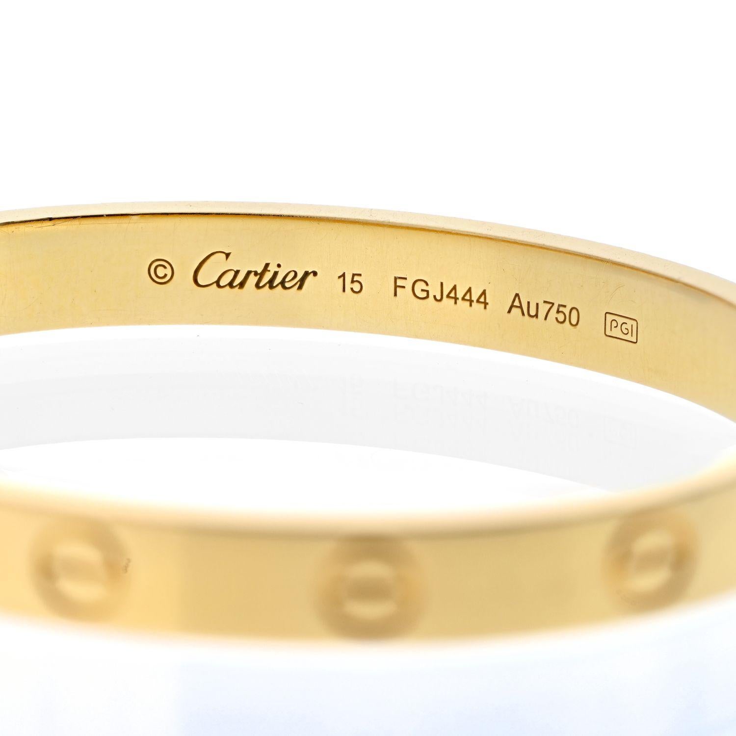 Cartier Love-Armband aus 18 Karat Gelbgold im Zustand „Hervorragend“ in New York, NY
