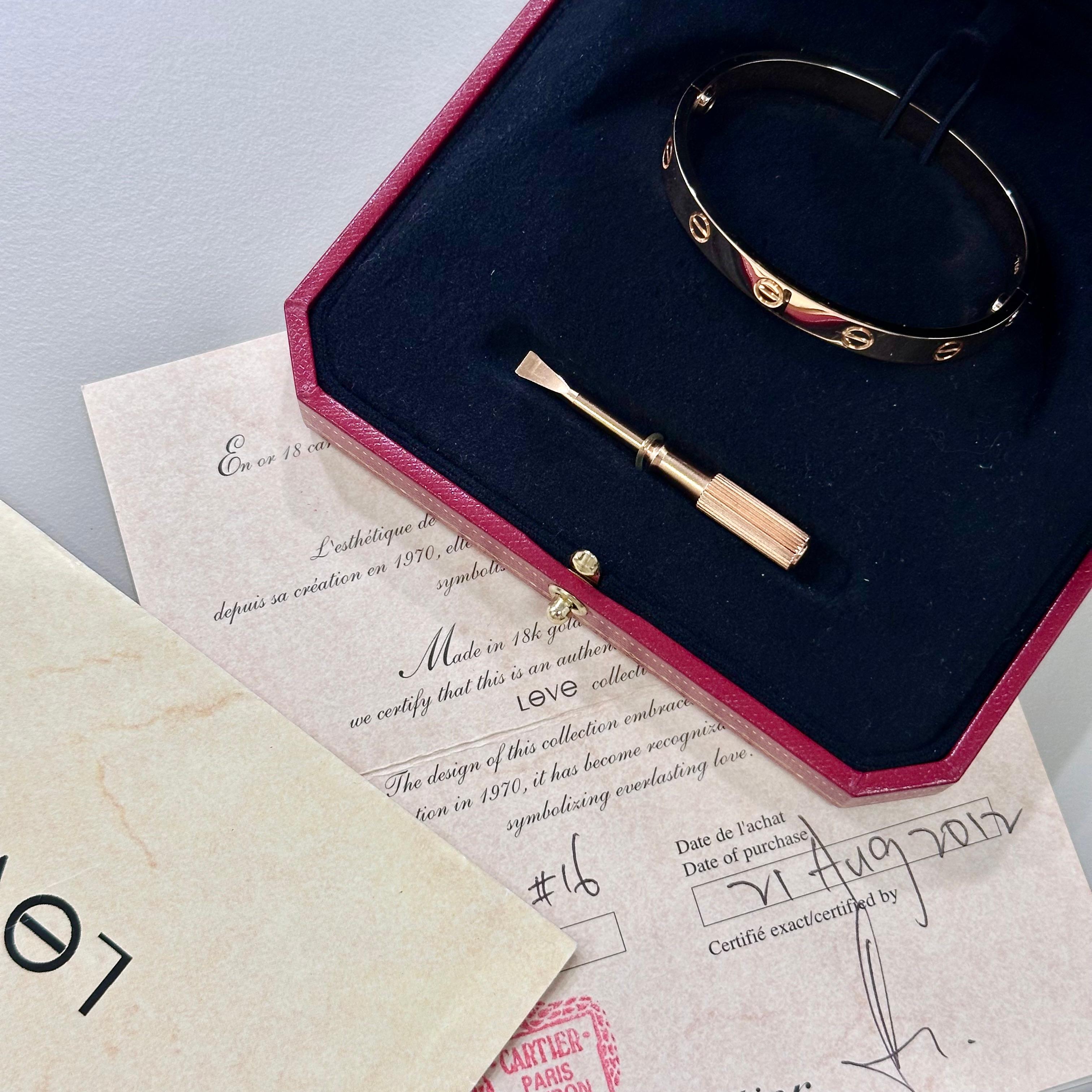 Bracelet Love de Cartier en or rose Taille 16 avec boîte et papiers B6067416 Excellent état - En vente à London, GB