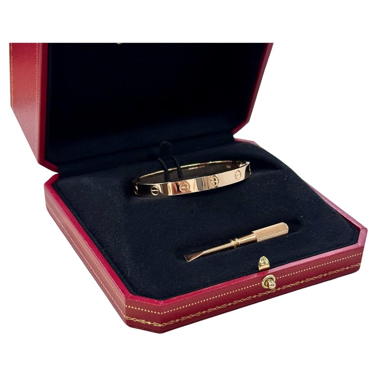 Bracelet Love de Cartier en or rose Taille 16 avec boîte et