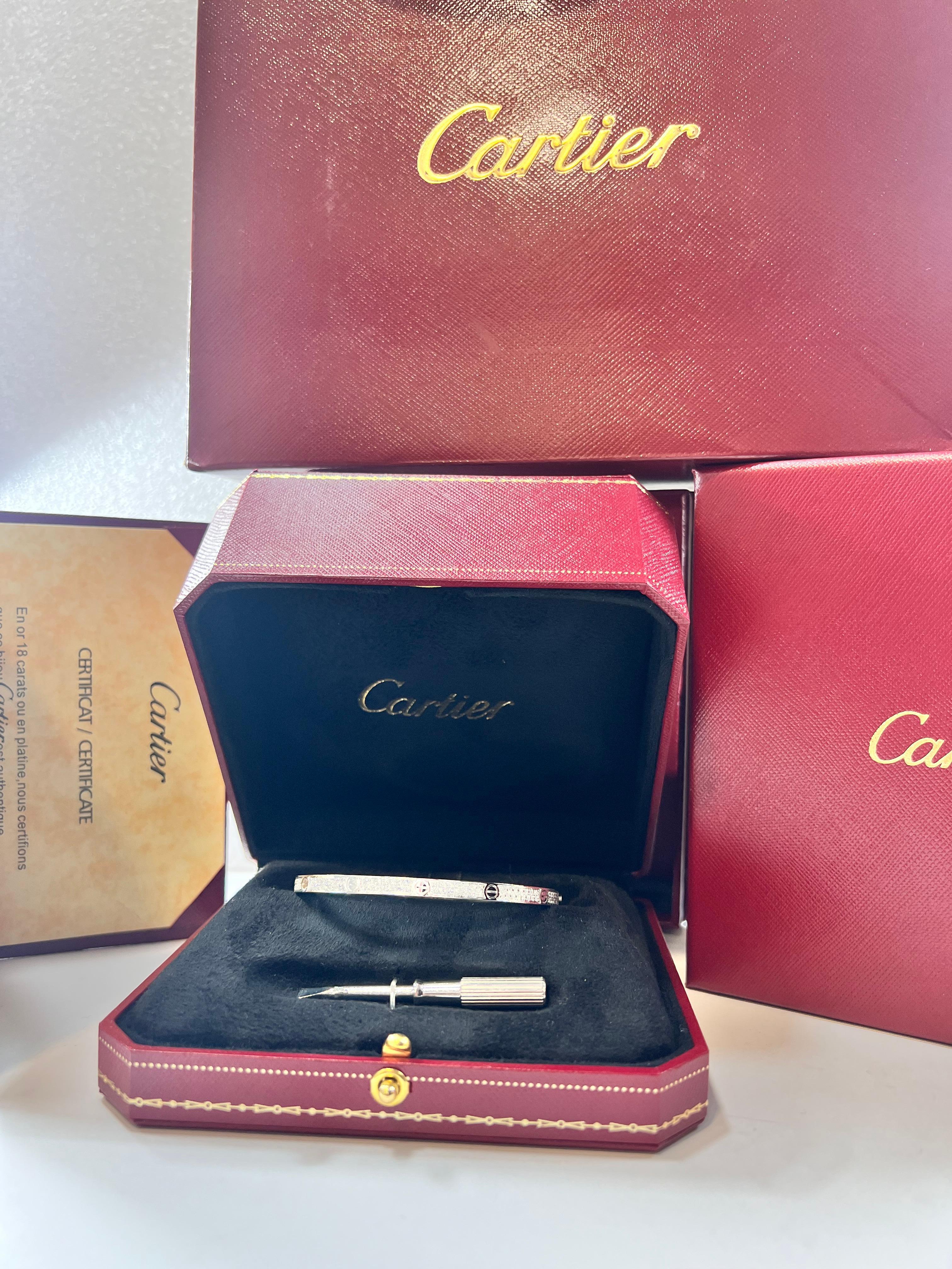 Cartier, petit bracelet Love Bracelet en or blanc 18 carats avec diamants, boîte et papiers, taille 18 en vente 4