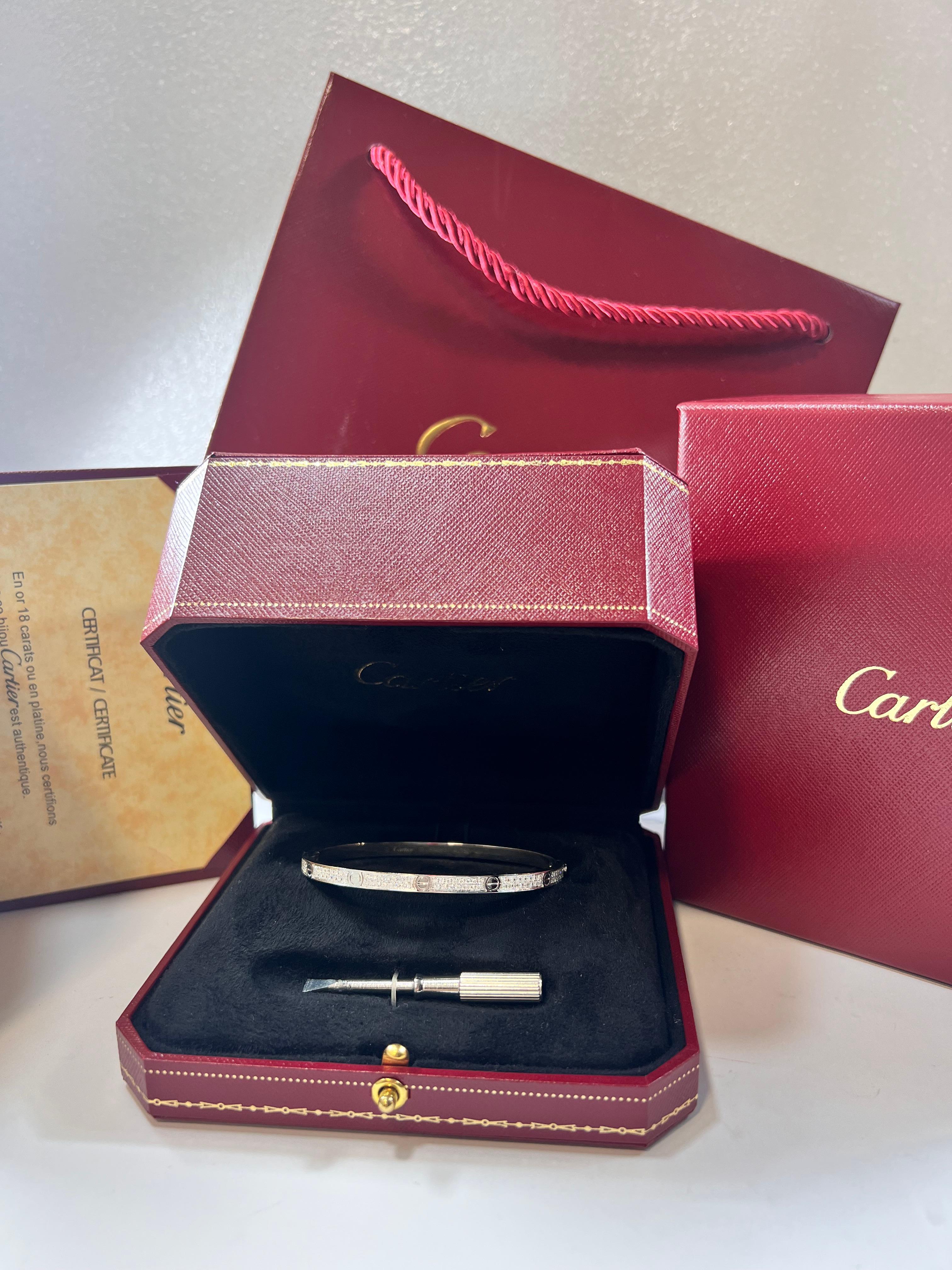 Cartier, petit bracelet Love Bracelet en or blanc 18 carats avec diamants, boîte et papiers, taille 18 en vente 5