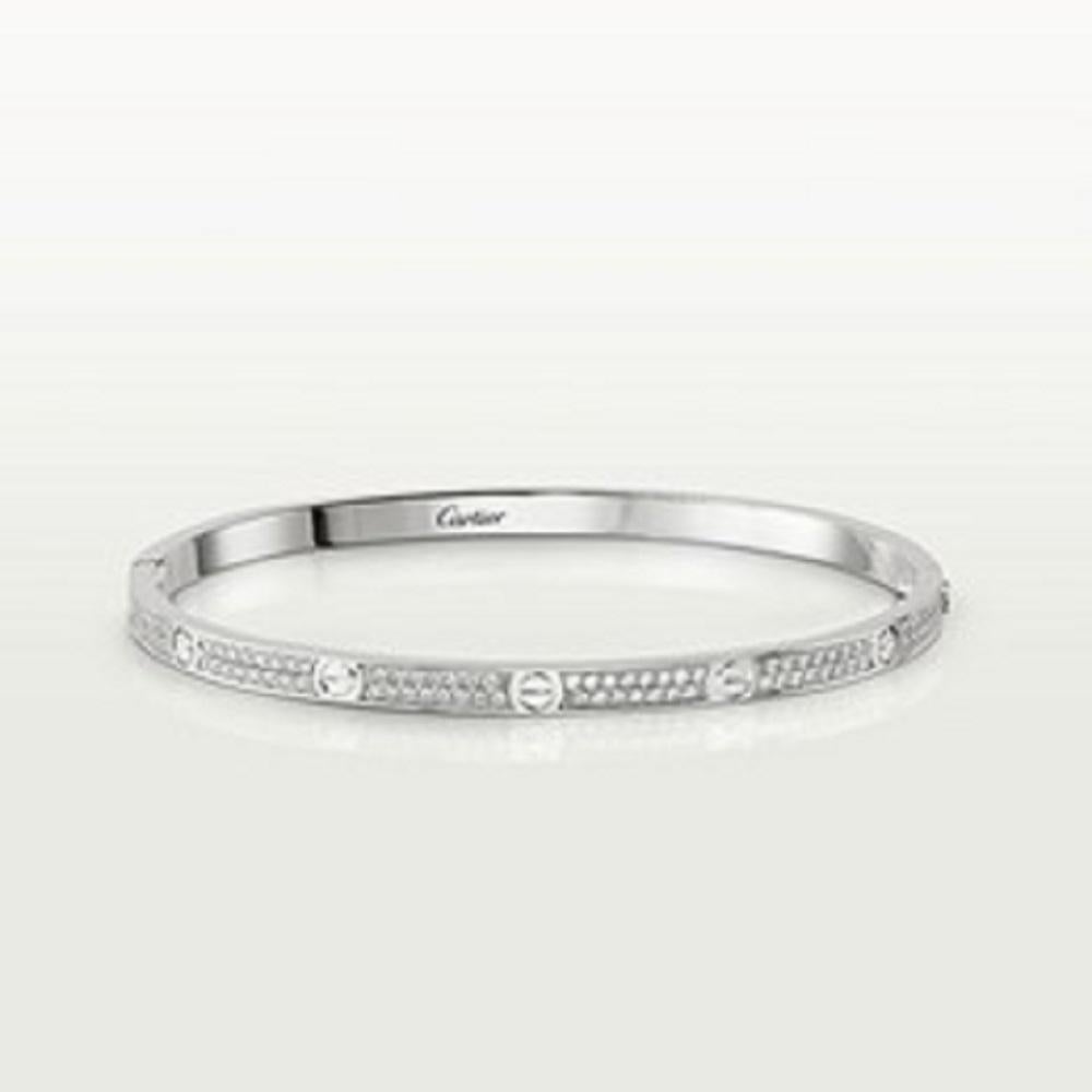 Contemporain Cartier, petit bracelet Love Bracelet en or blanc 18 carats avec diamants, boîte et papiers, taille 18 en vente