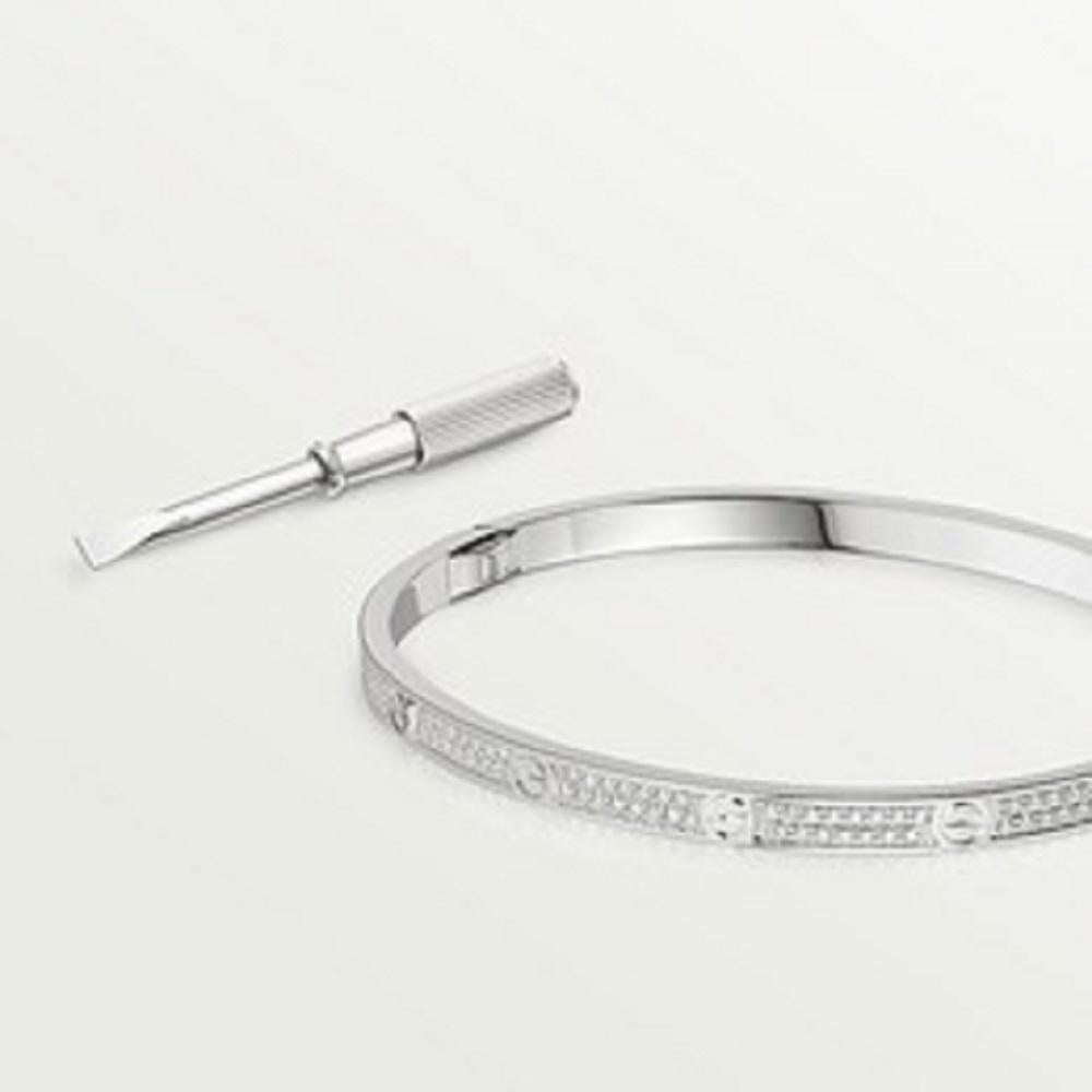Cartier, petit bracelet Love Bracelet en or blanc 18 carats avec diamants, boîte et papiers, taille 18 en vente 3