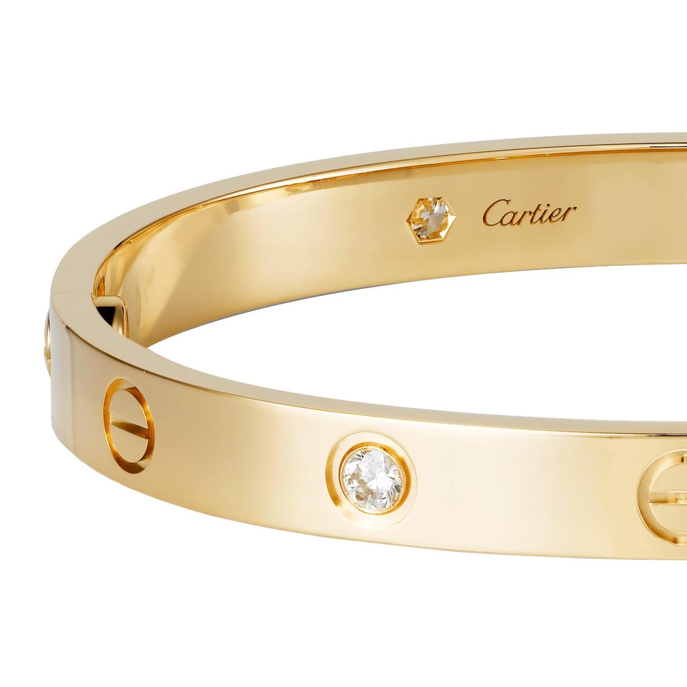 Cartier Bracelet Love en or jaune 18 carats avec 4 diamants taille brillant de 0,42 carat Neuf - En vente à Aventura, FL