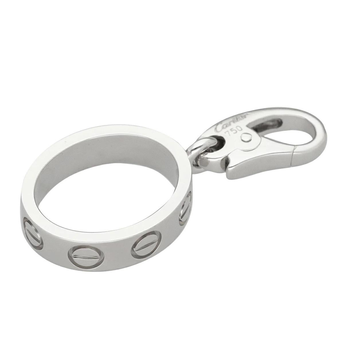 Artikel-Nummer: TMR2510010001
■Marke: Cartier
■Produktname: Liebe Charme
■Modell/Referenz-Nr.: -
■Material: 18K Weißgold
■Gewicht: Ca. 3,1g
■Größe: Ca. B3.53mm × H26mm / B0.13in×H1.02in
■Referenzverkaufspreis: -
■Zubehör: Cartier Box, Etui, Cartier