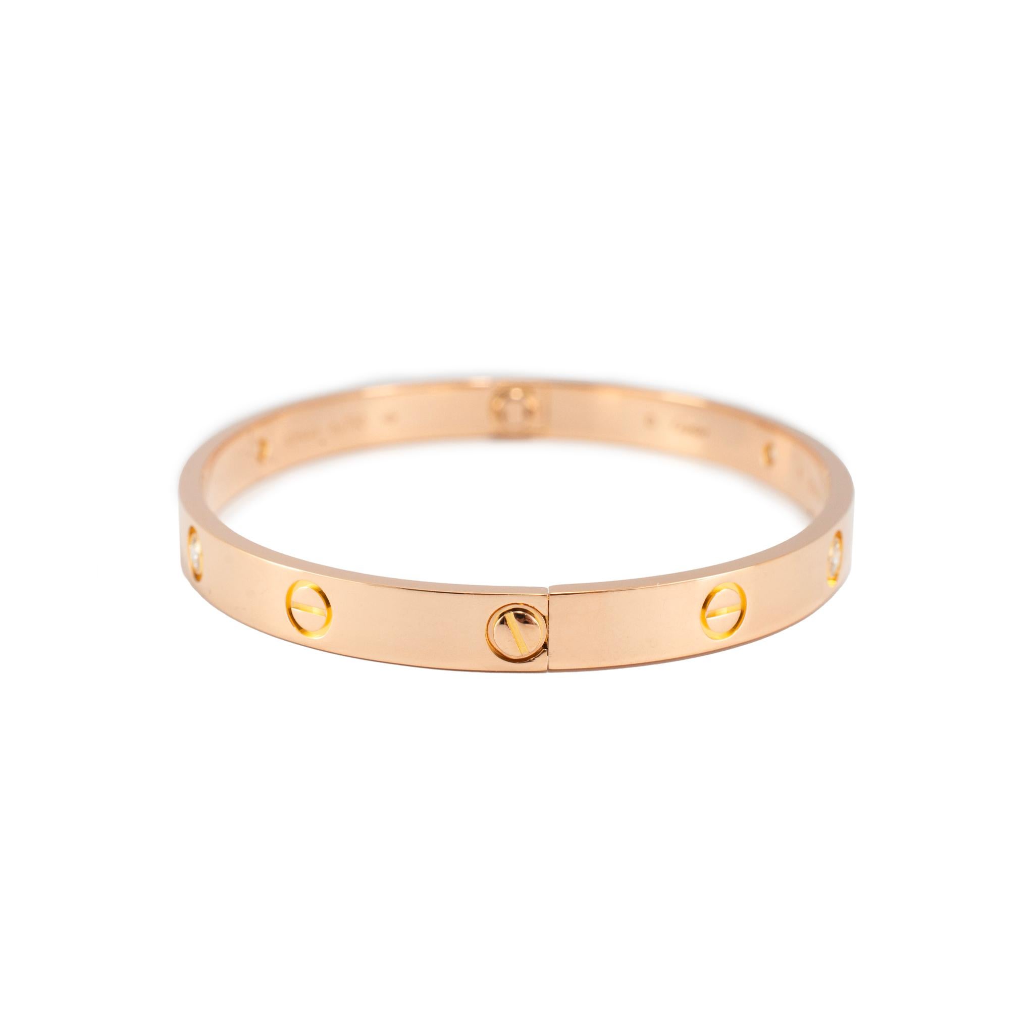 Taglio rotondo Cartier Love Modello Classico, Bracciale con 4 diamanti in oro rosa 18 carati