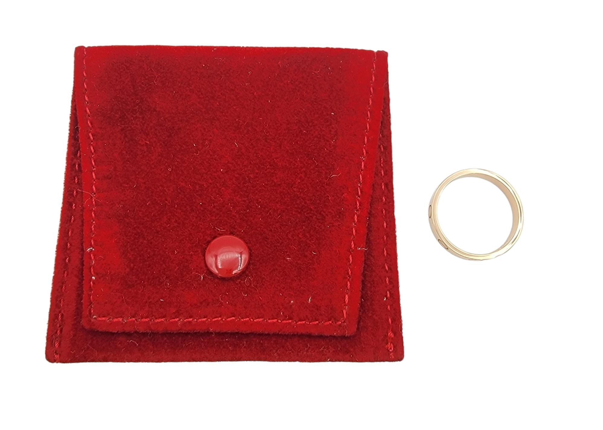 Cartier Love Collection Wedding Band Ring Set in Polished 18 Karat Rose Gold For Sale 1