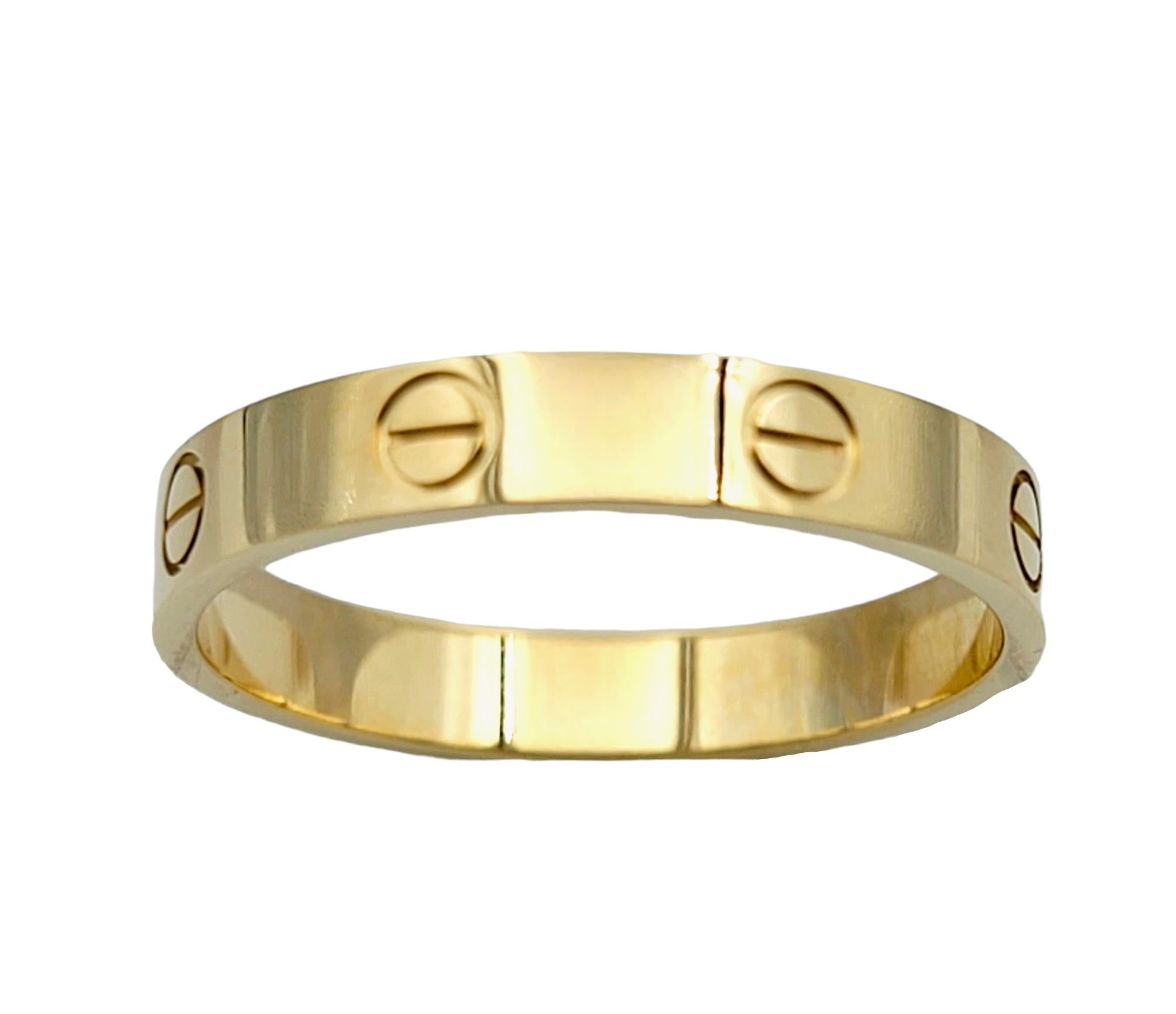 Contemporain Bague d'alliance Cartier Love Collection en or jaune poli 18 carats en vente