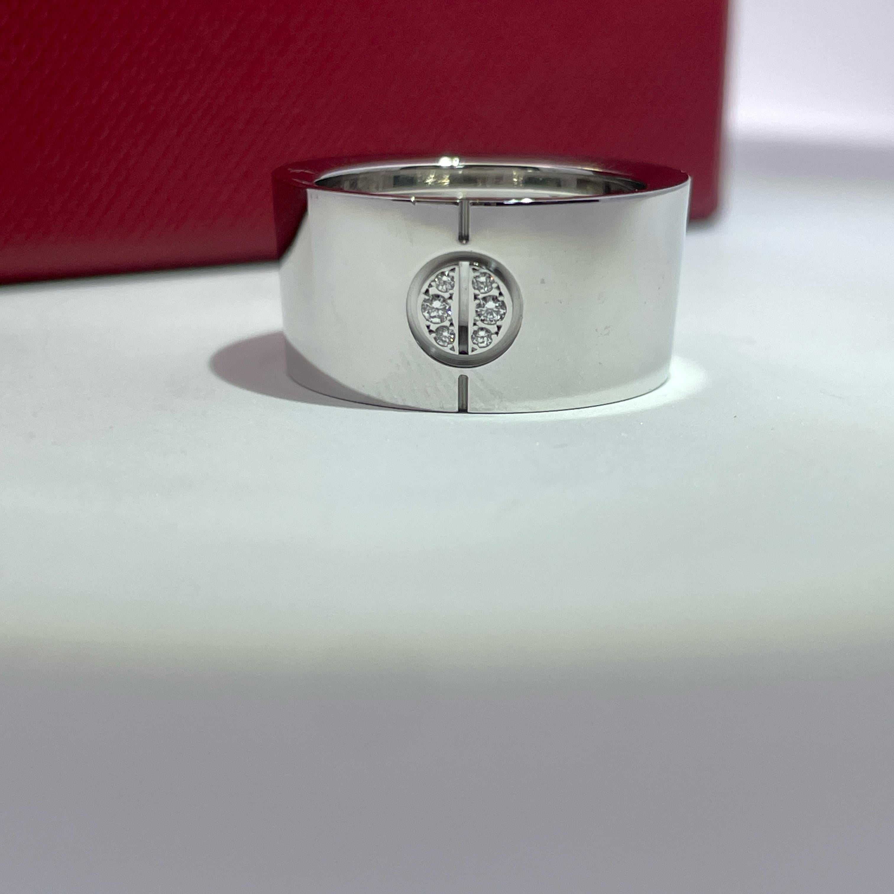 Taille ronde CARTIER Bague Love Cone Diamant en or blanc 18k en vente