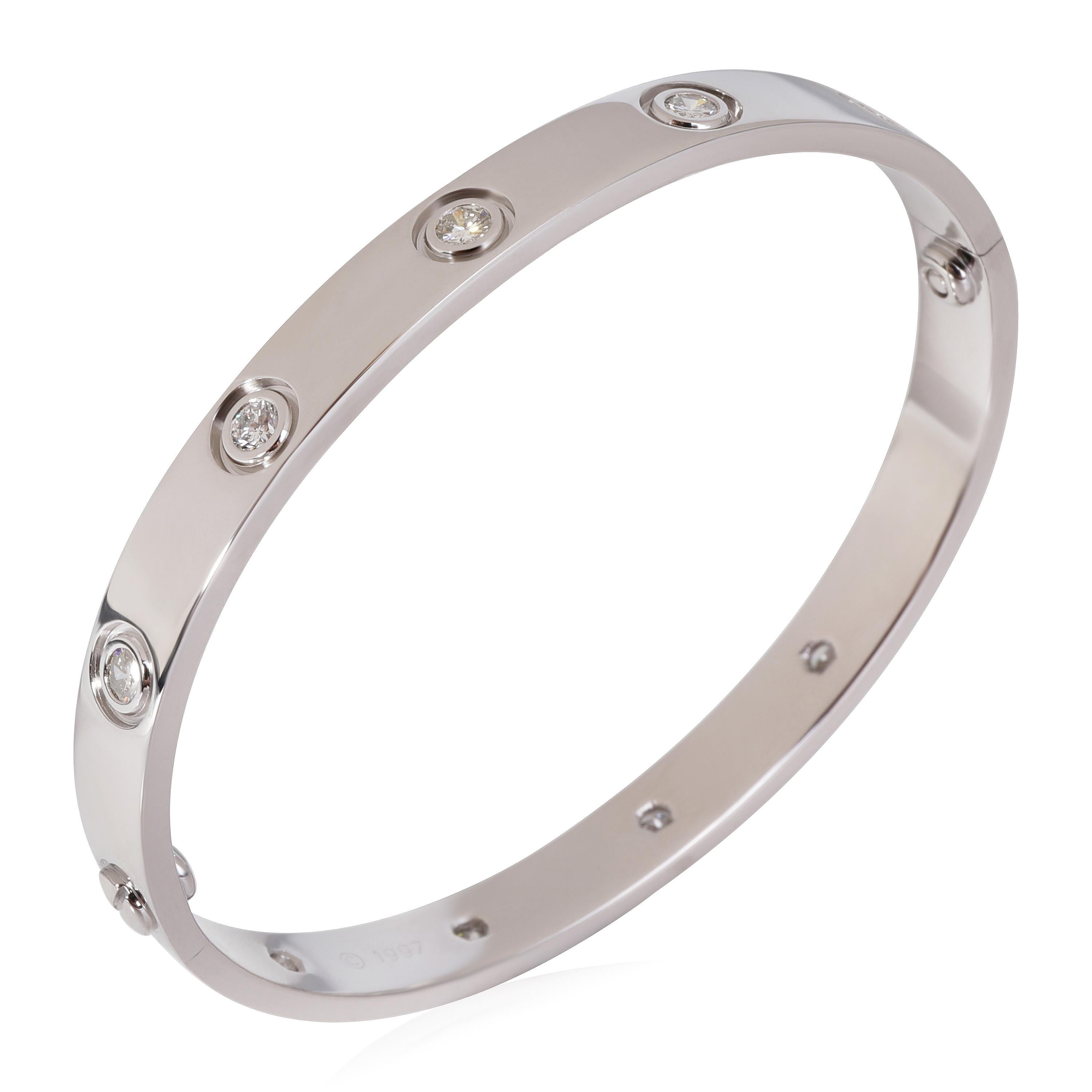 Cartier Love Diamantarmband aus 18 Karat Weißgold (Größe 16)

PRIMÄRE DETAILS
SKU: 120278
Auflistung Titel: Cartier Love Diamant-Armband aus 18K Weißgold (Größe 16)
Condit Beschreibung: Verkauft für 17100 USD. In ausgezeichnetem Zustand. Cartier