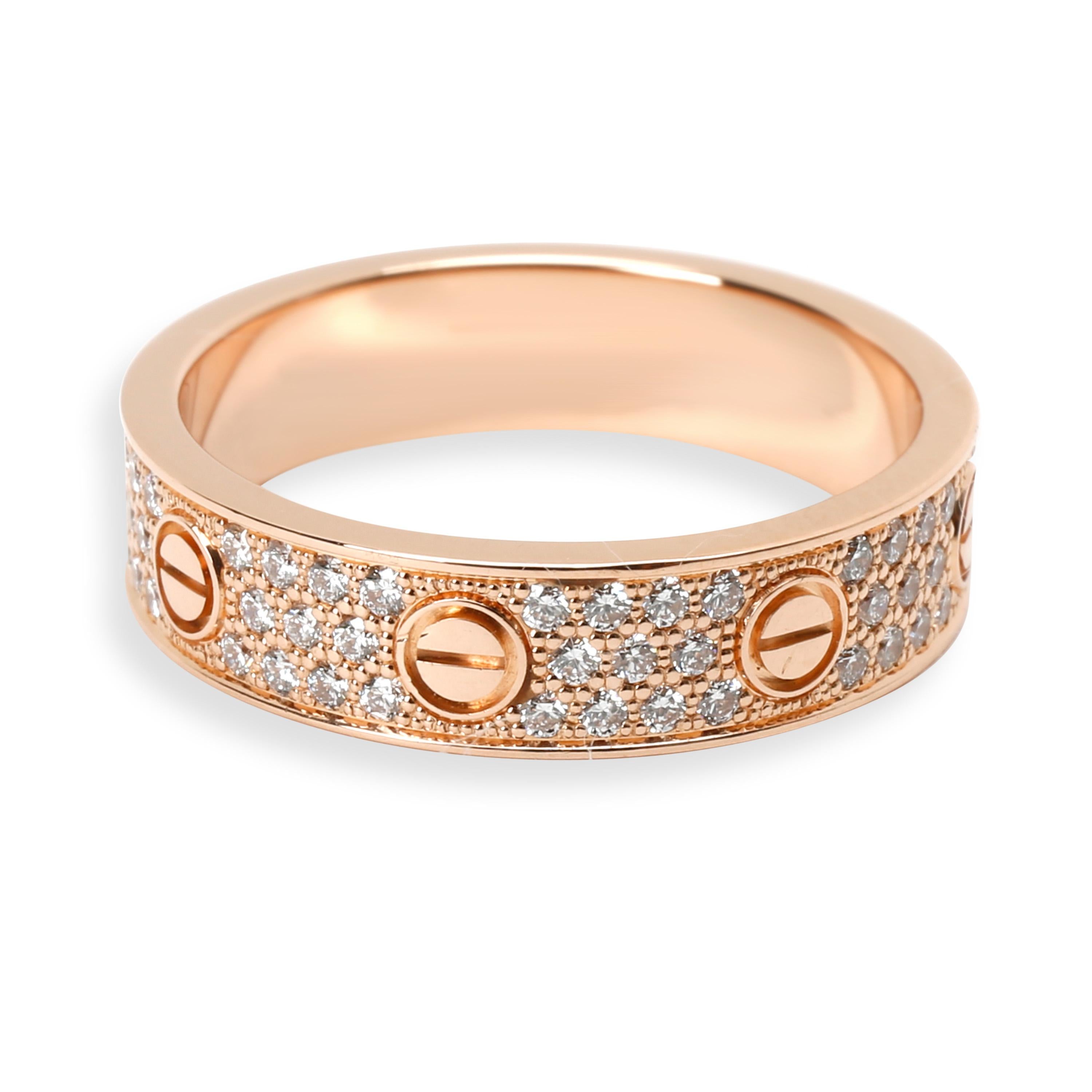 Vendue au détail à 6650 USD. En excellent état et récemment polie. La taille de la bague est de 6,25. Livré avec la boîte d'origine. Taille 53.
