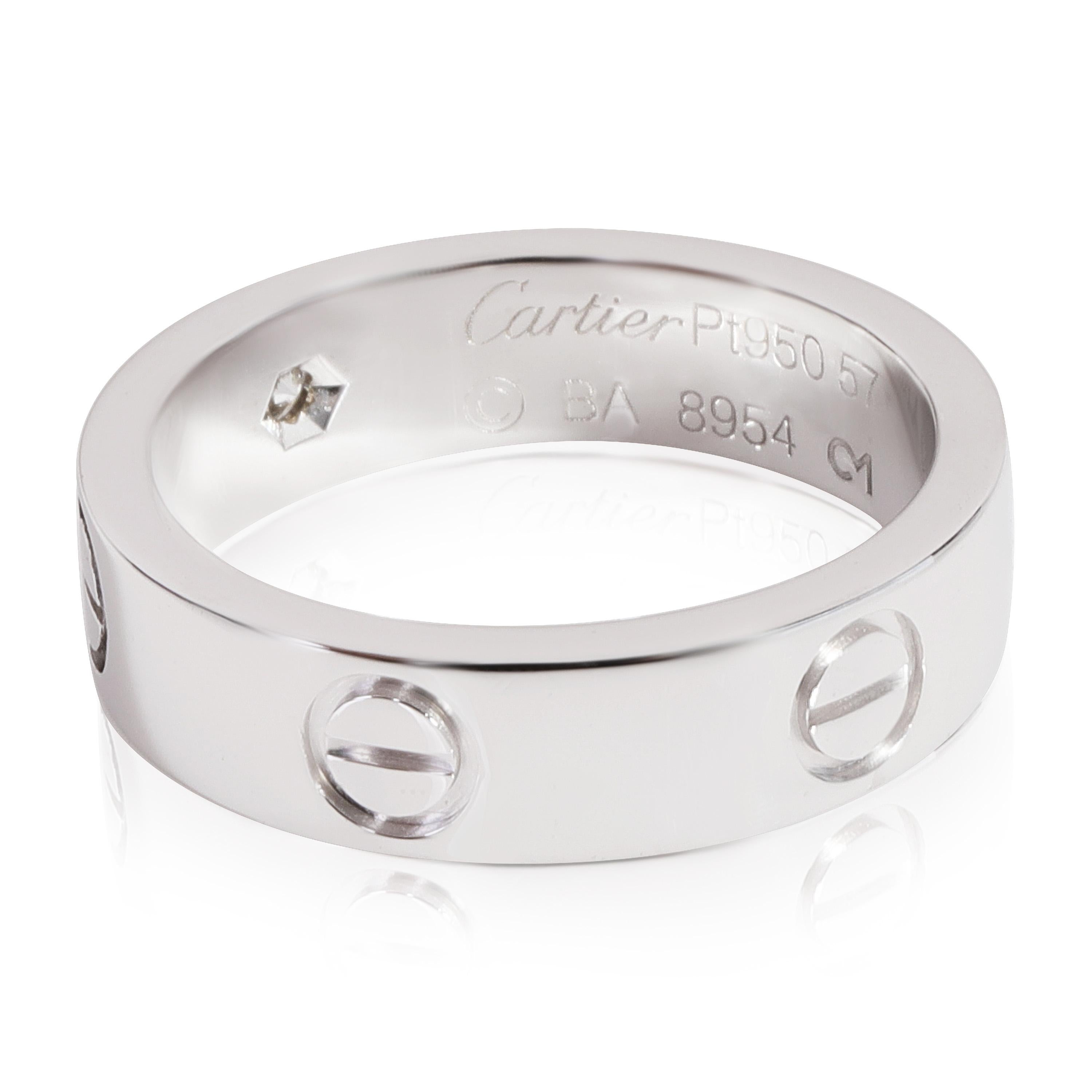 Cartier Bague Love en platine et diamants 0,09 carat Excellent état à New York, NY