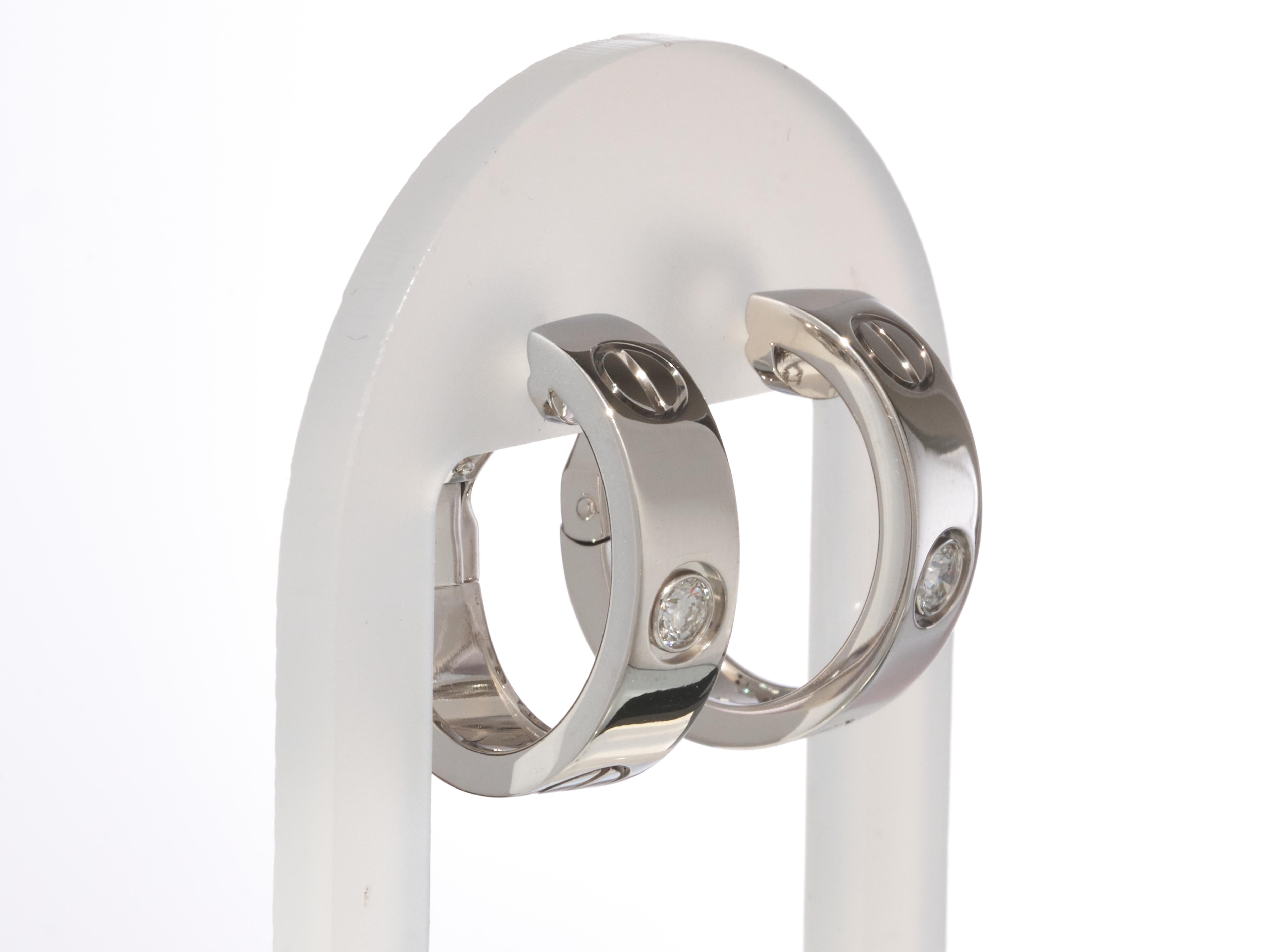 Cartier Pendientes de aro Love 2 diamantes Oro blanco de 18 quilates En caja PVPR 5650 ¤. en venta 4
