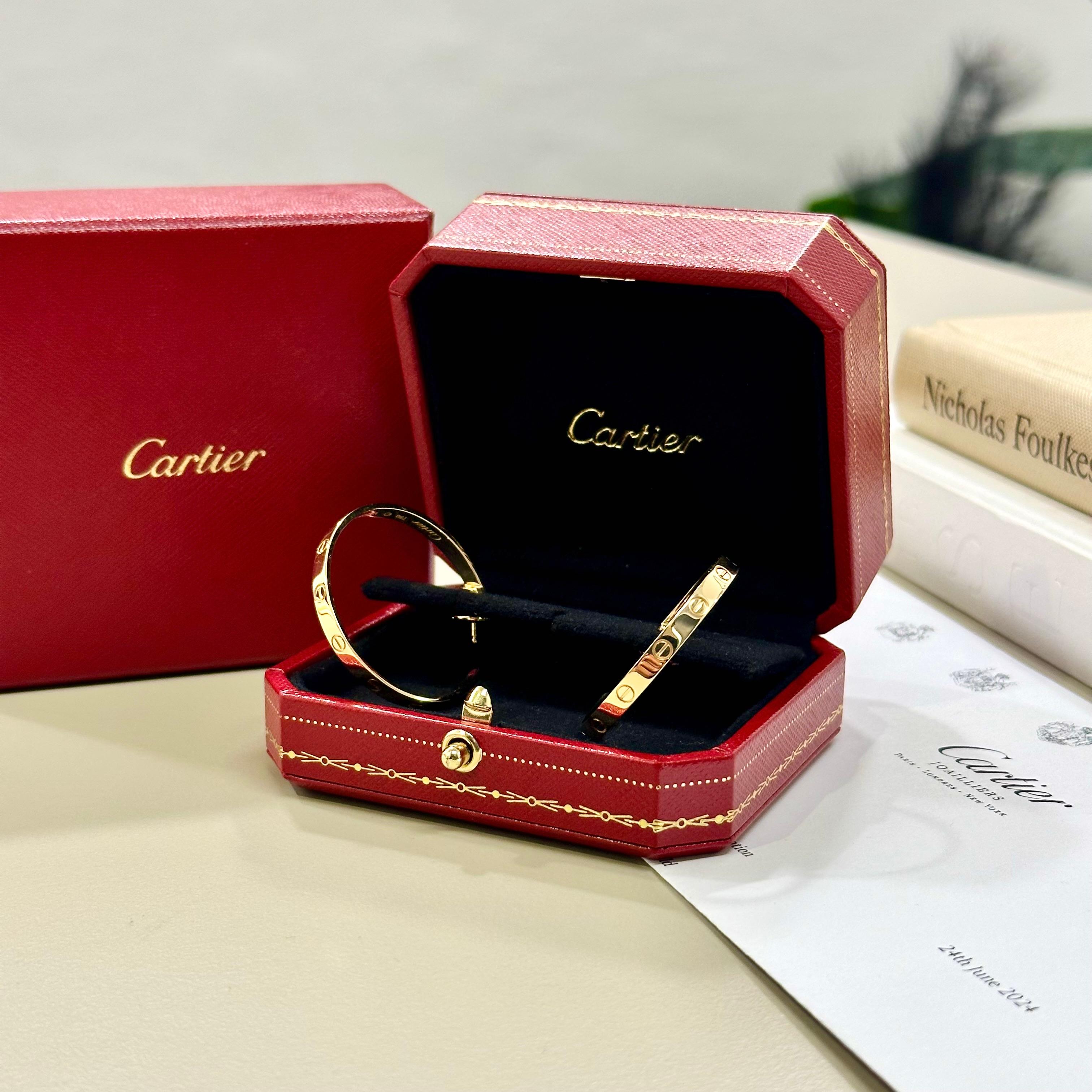 Cartier Love Hoop Earrings Yellow Gold B8028200 For Sale 9