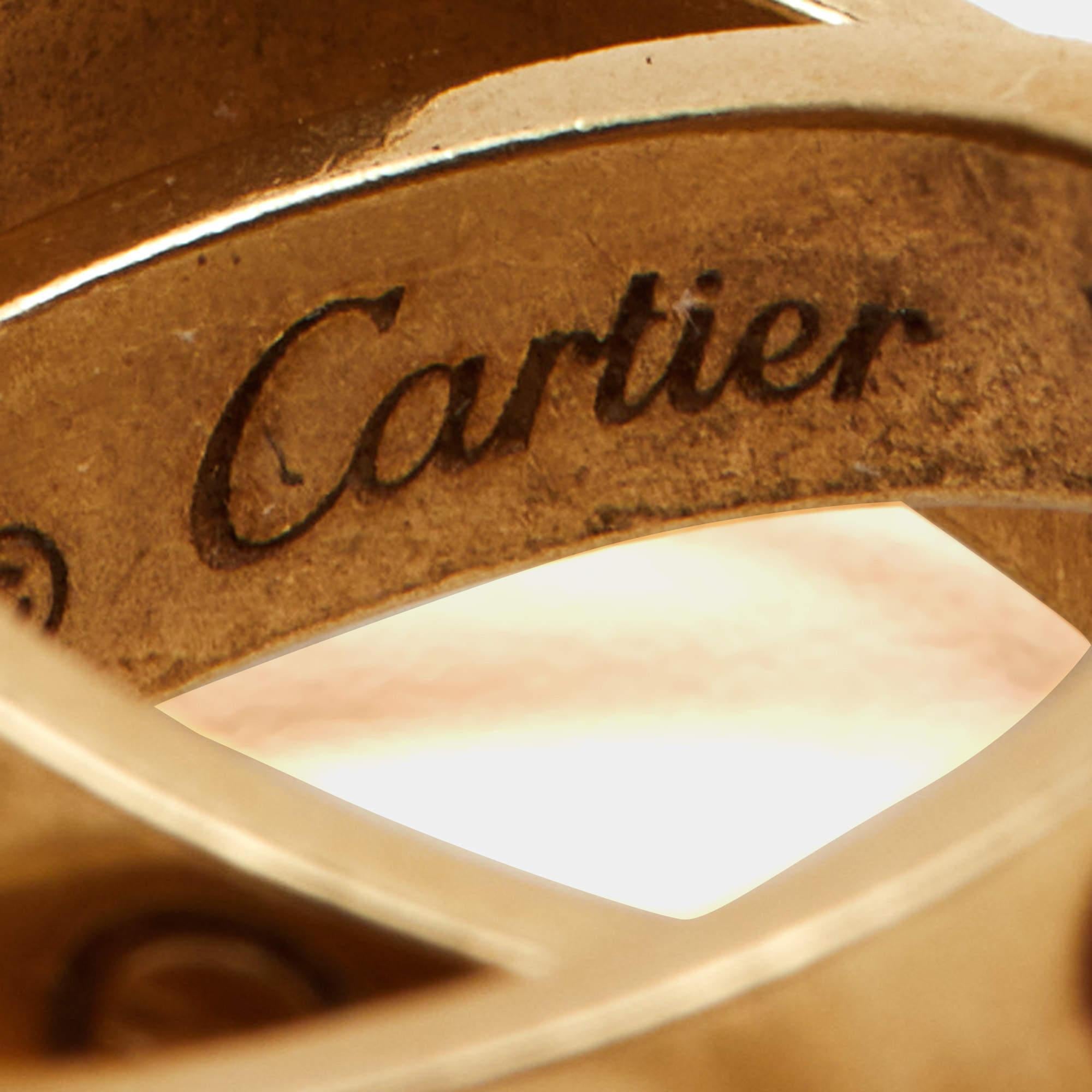 Cartier Love Interlocking Loops 18k Yellow Gold Necklace In Fair Condition In Dubai, Al Qouz 2