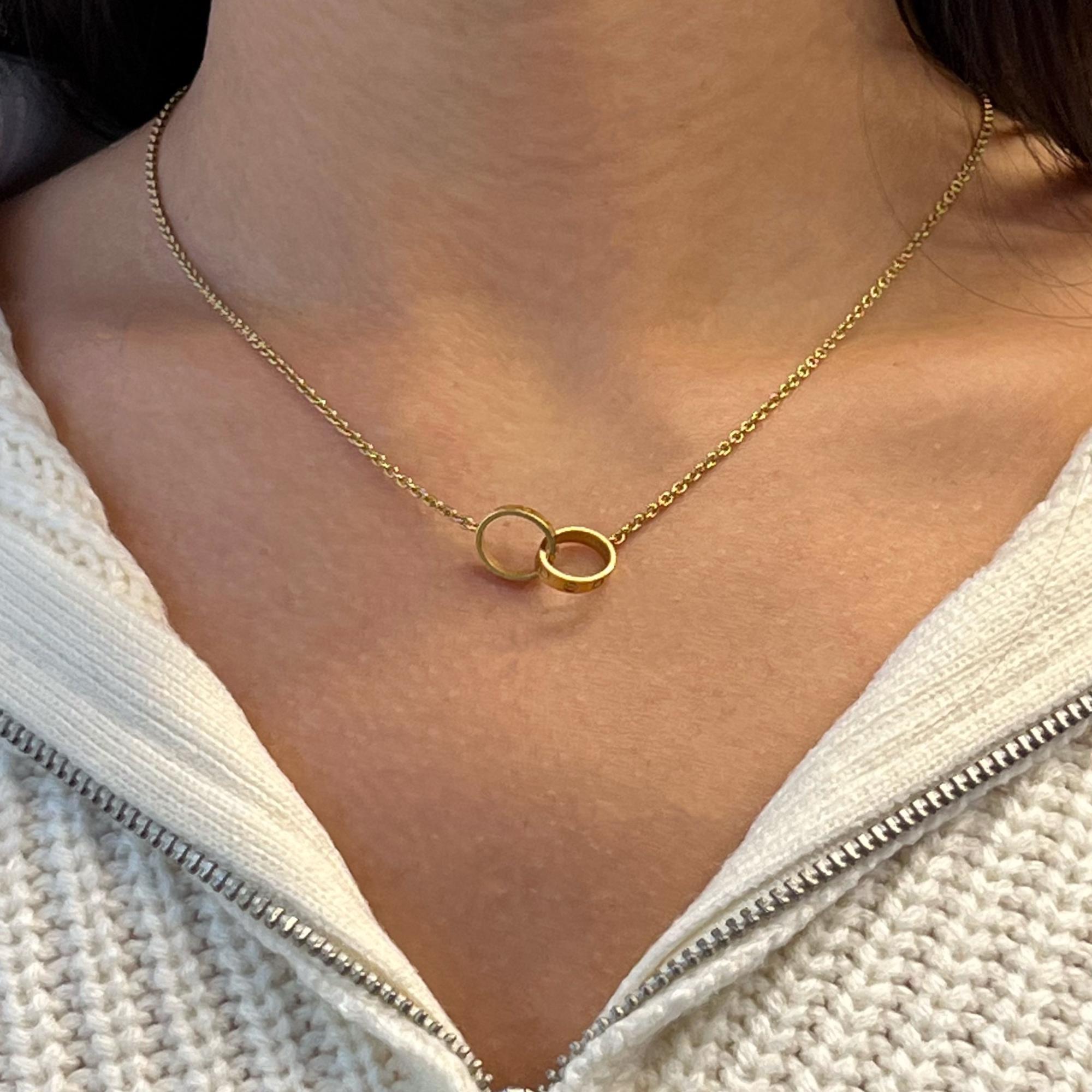 Cartier Love Interlocking Halskette aus 18 Karat Gelbgold 1