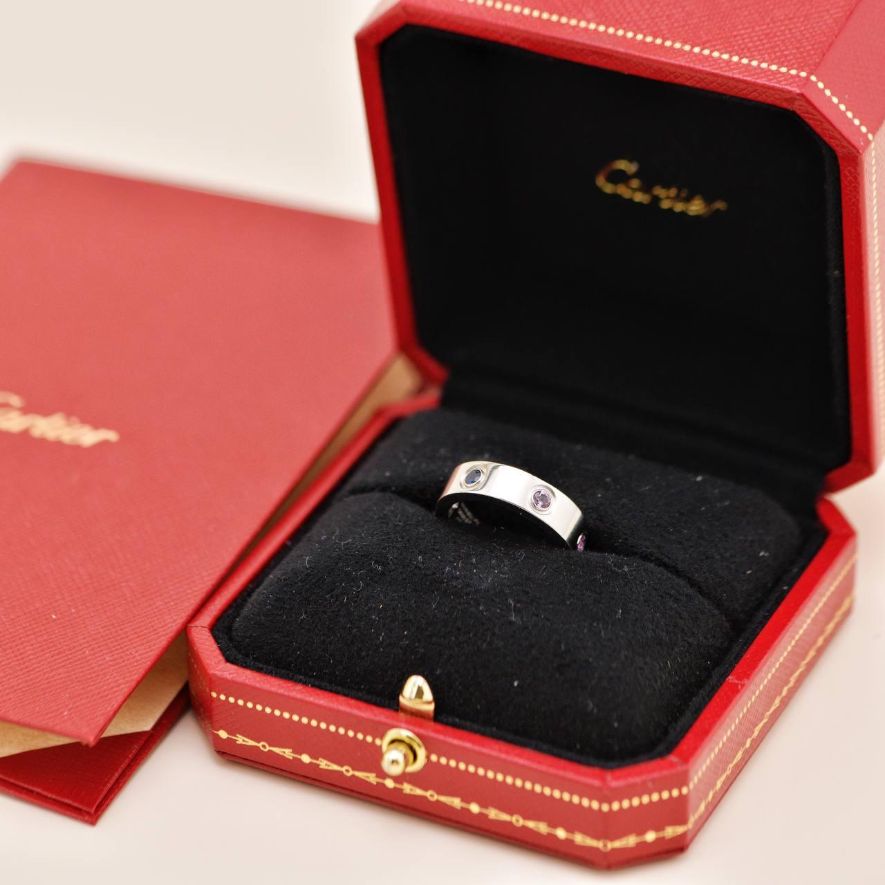 Taglio brillante Cartier Love Anello con più gemme in oro bianco 18 carati misura 52 in vendita