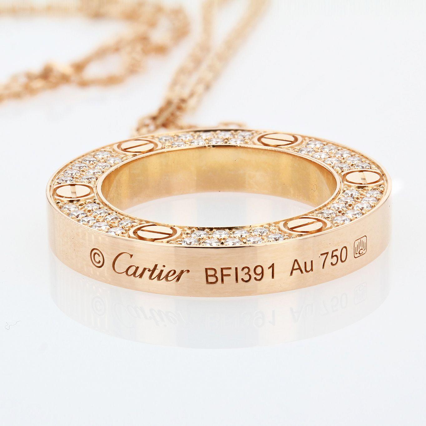 Necklace in 18 karat rose gold.
Necklace signed Cartier from the collection 