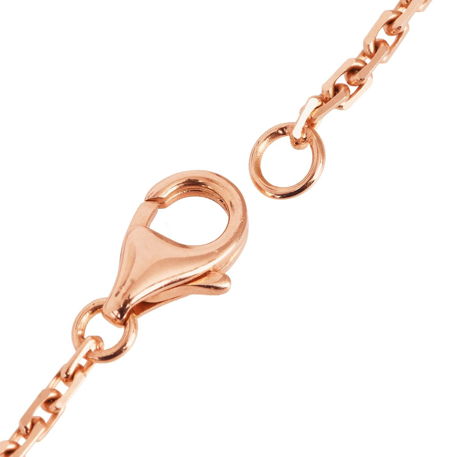 Pendentif LOVE de Cartier - 3 diamants, or rose 18 carats, design iconique en vente 4