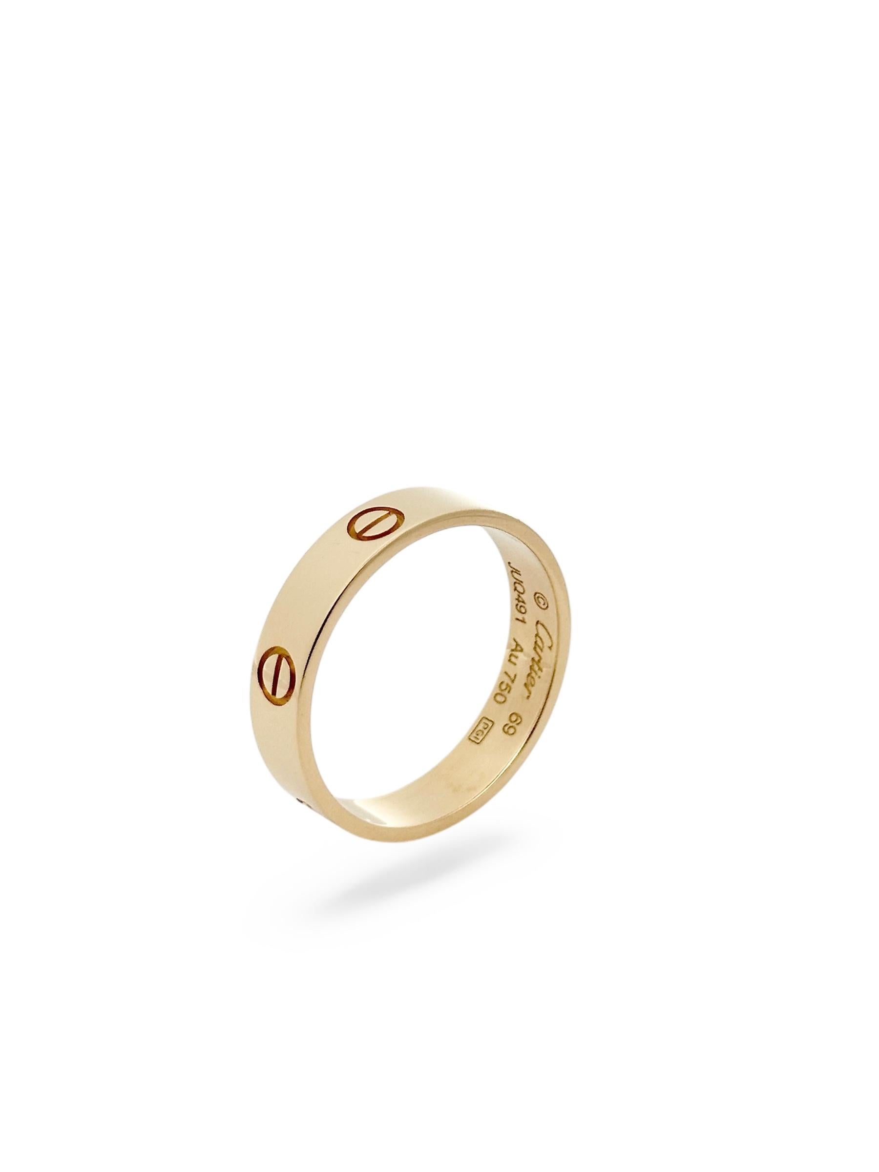 Cartier Love Ring 18K Yellow Gold In Good Condition For Sale In New York, NY