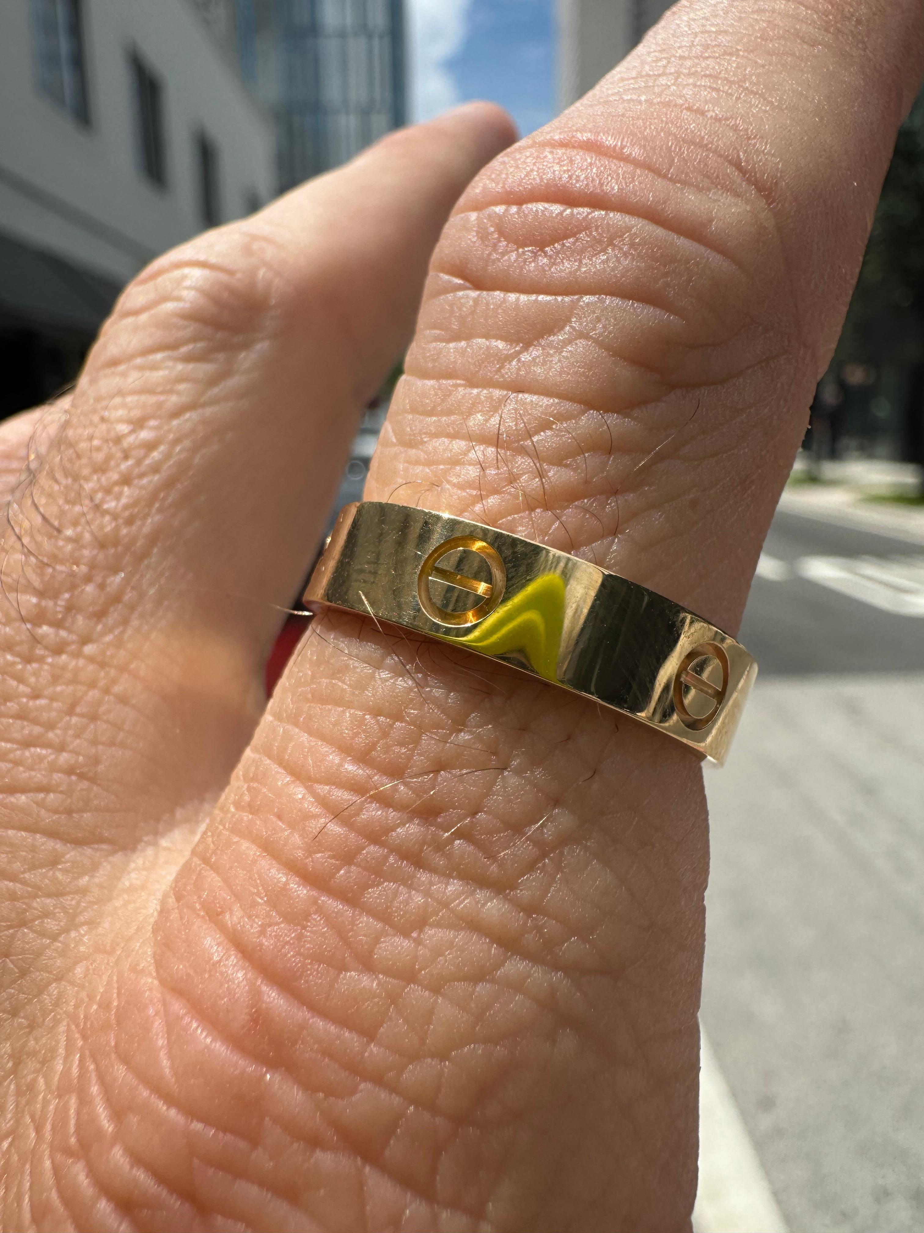 Cartier Love Ring 18k Yellow Gold Size 68 In Excellent Condition In MIAMI, FL