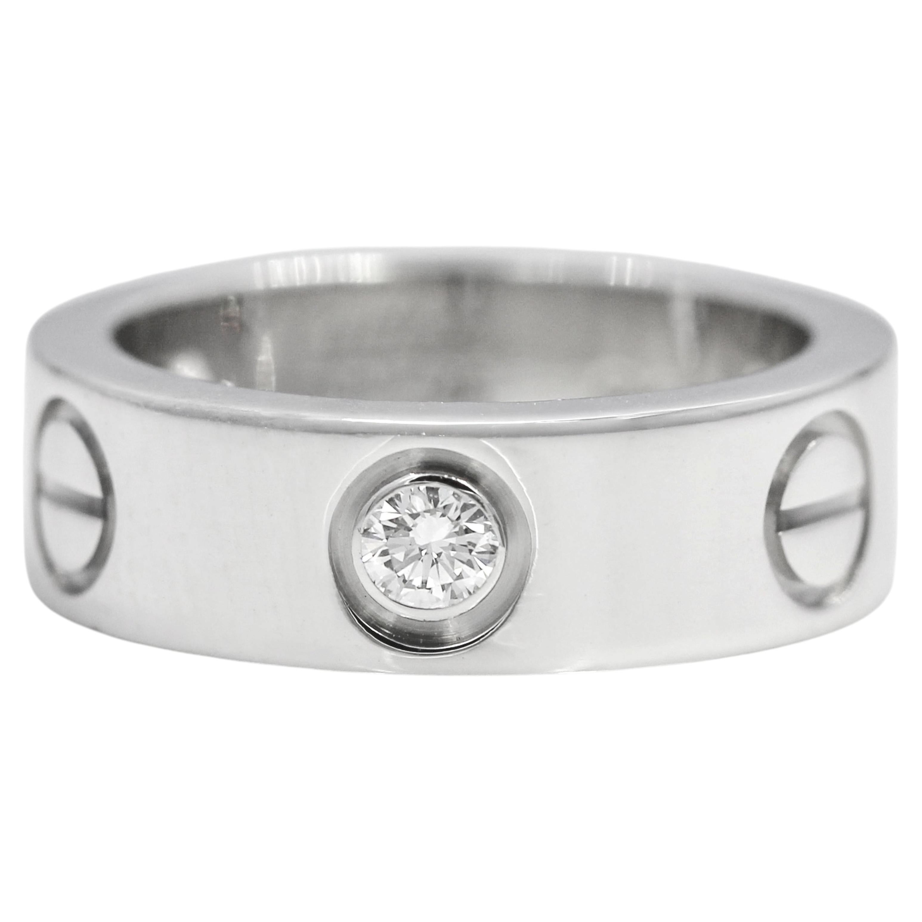 Bague Cartier Love, 3 diamants taille brillant ronds, or blanc 18 carats, taille 3,75, avec certificat