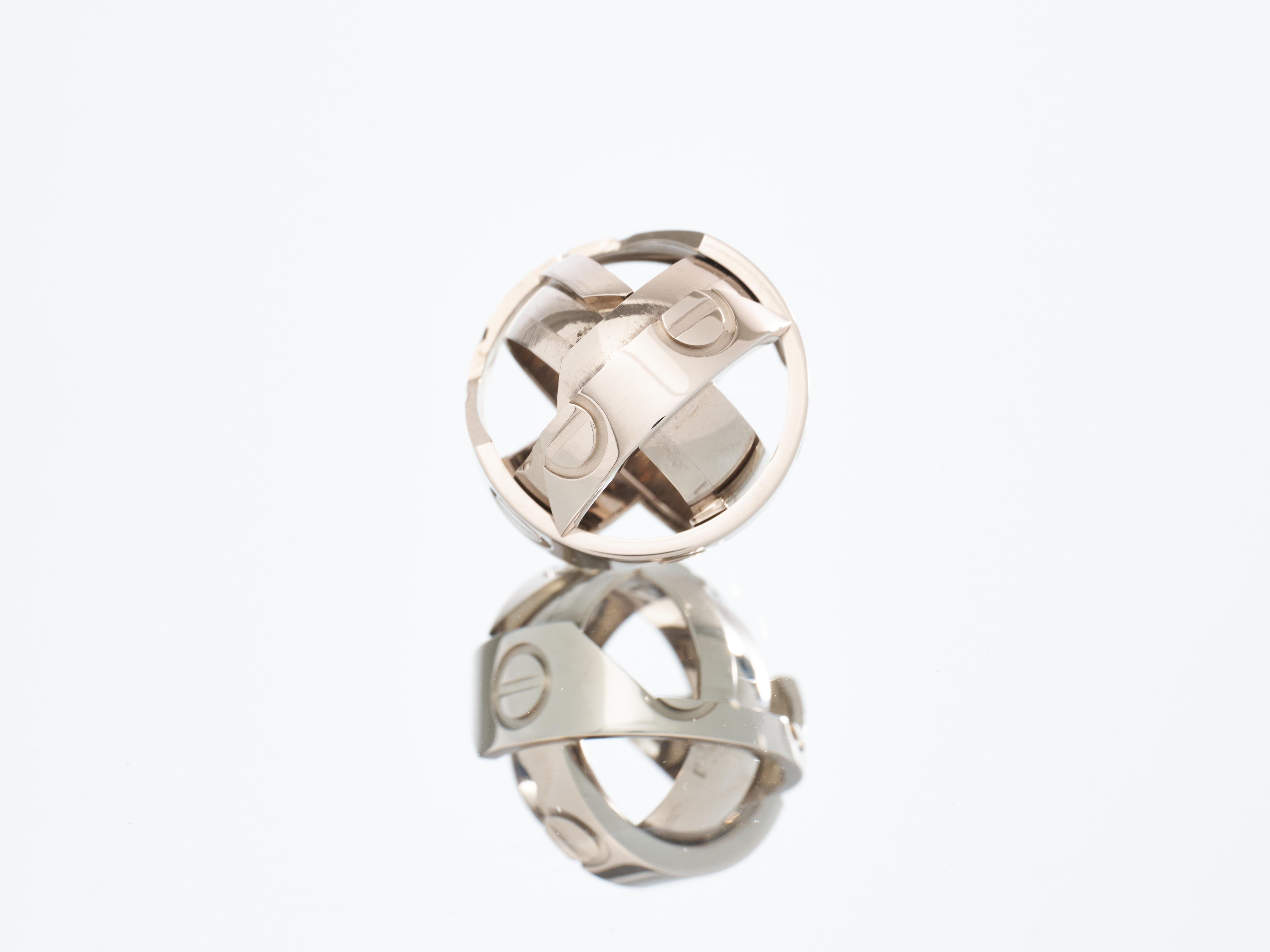 Cartier Love Ring Astro Pendant 18kt White Gold 1999 Limited Edition Box Paper For Sale 4