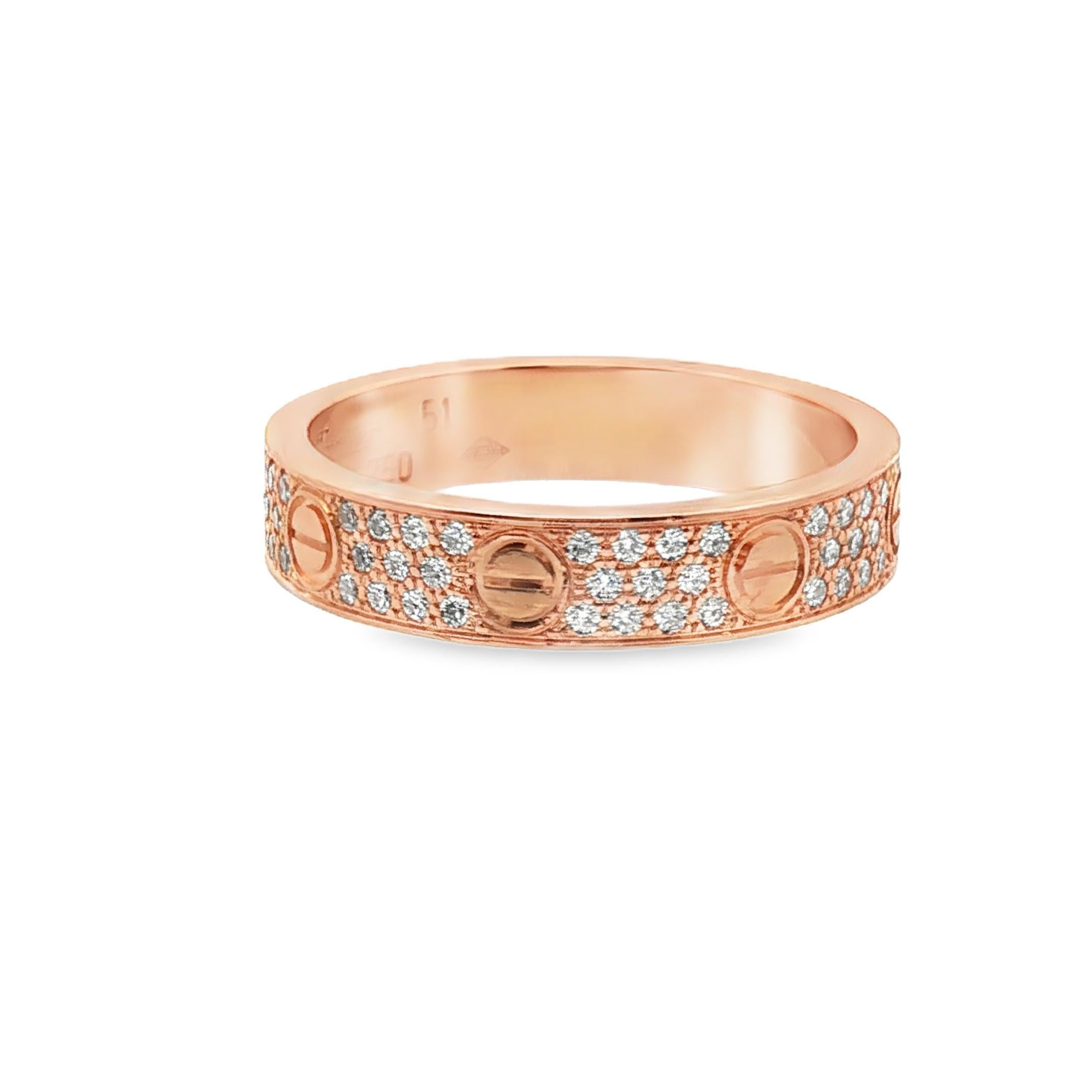 Moderne Bague Love de Cartier, pavé intégral en or rose en vente