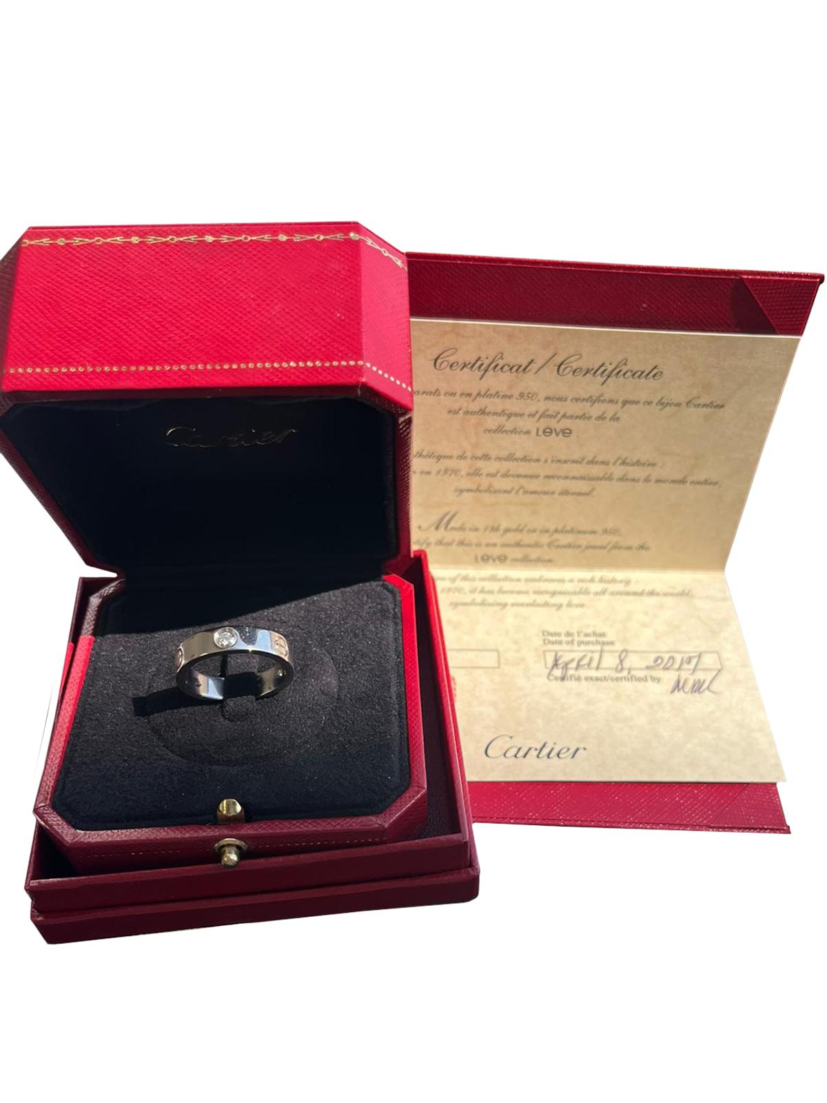 Cartier Love Ring aus Weißgold mit 0,22 Karat 3 Diamanten im Brillantschliff Damen im Angebot