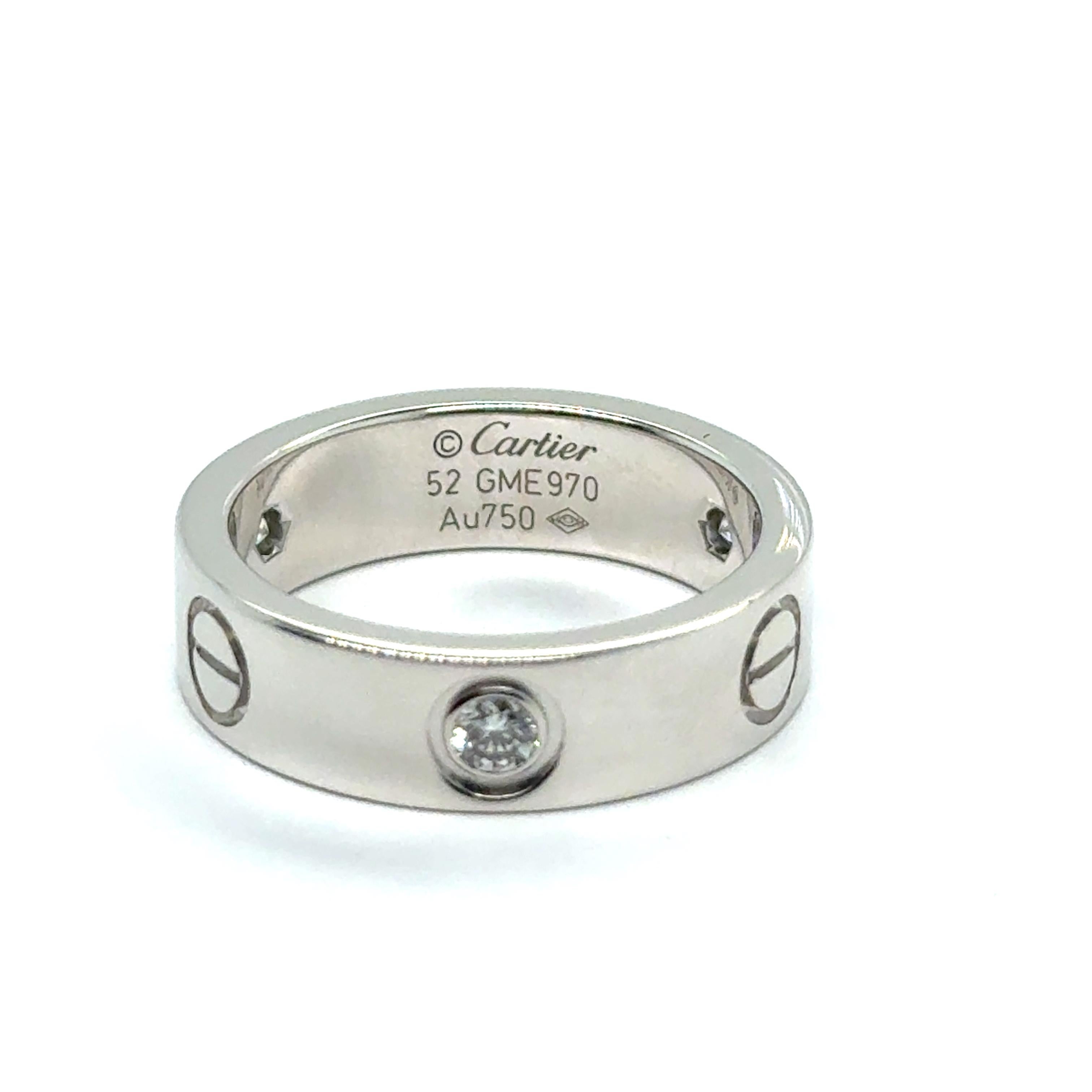 da uomo o donna Cartier Love Ring with Diamonds in 18 Karat White Gold in vendita