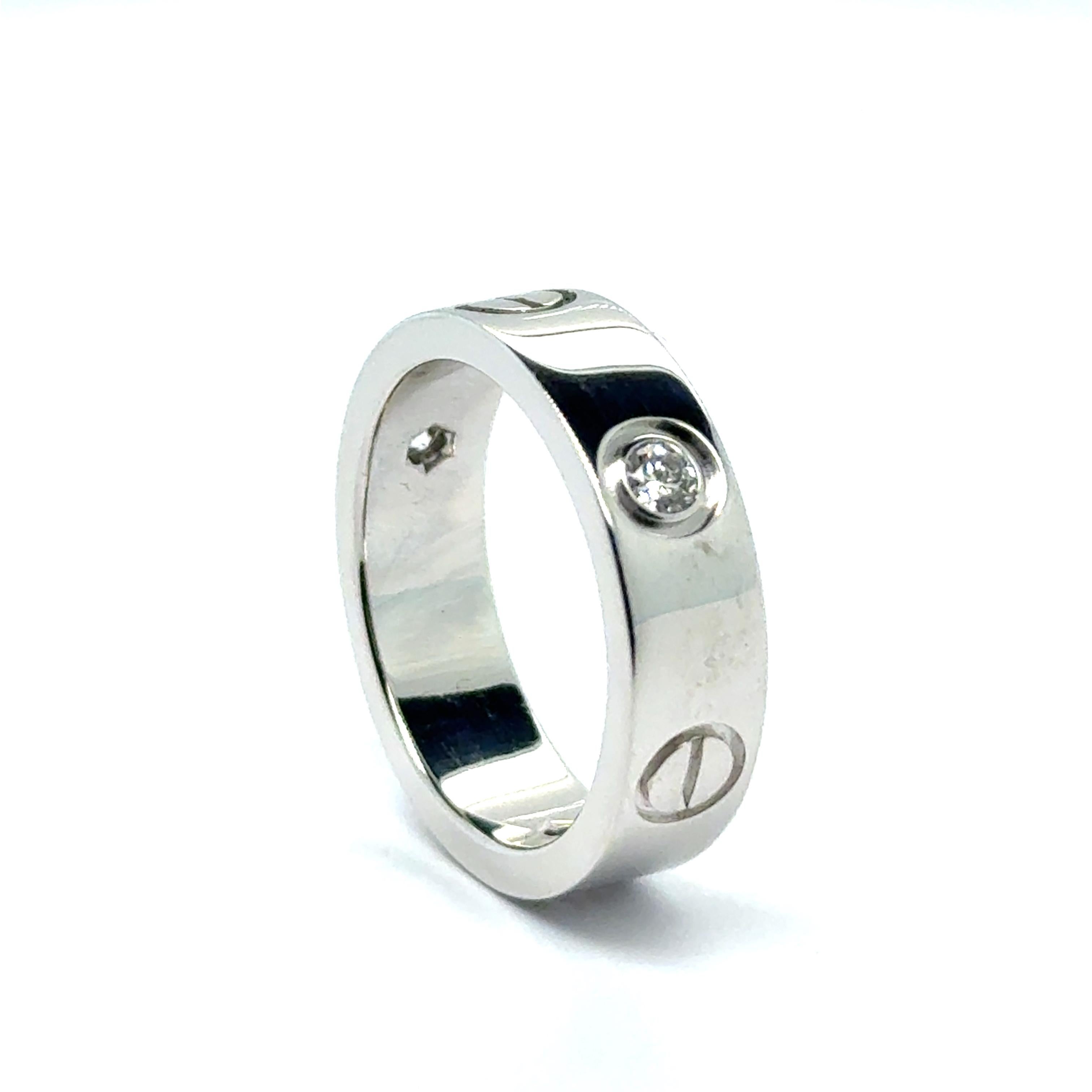 Cartier Love Ring with Diamonds in 18 Karat White Gold in vendita 1