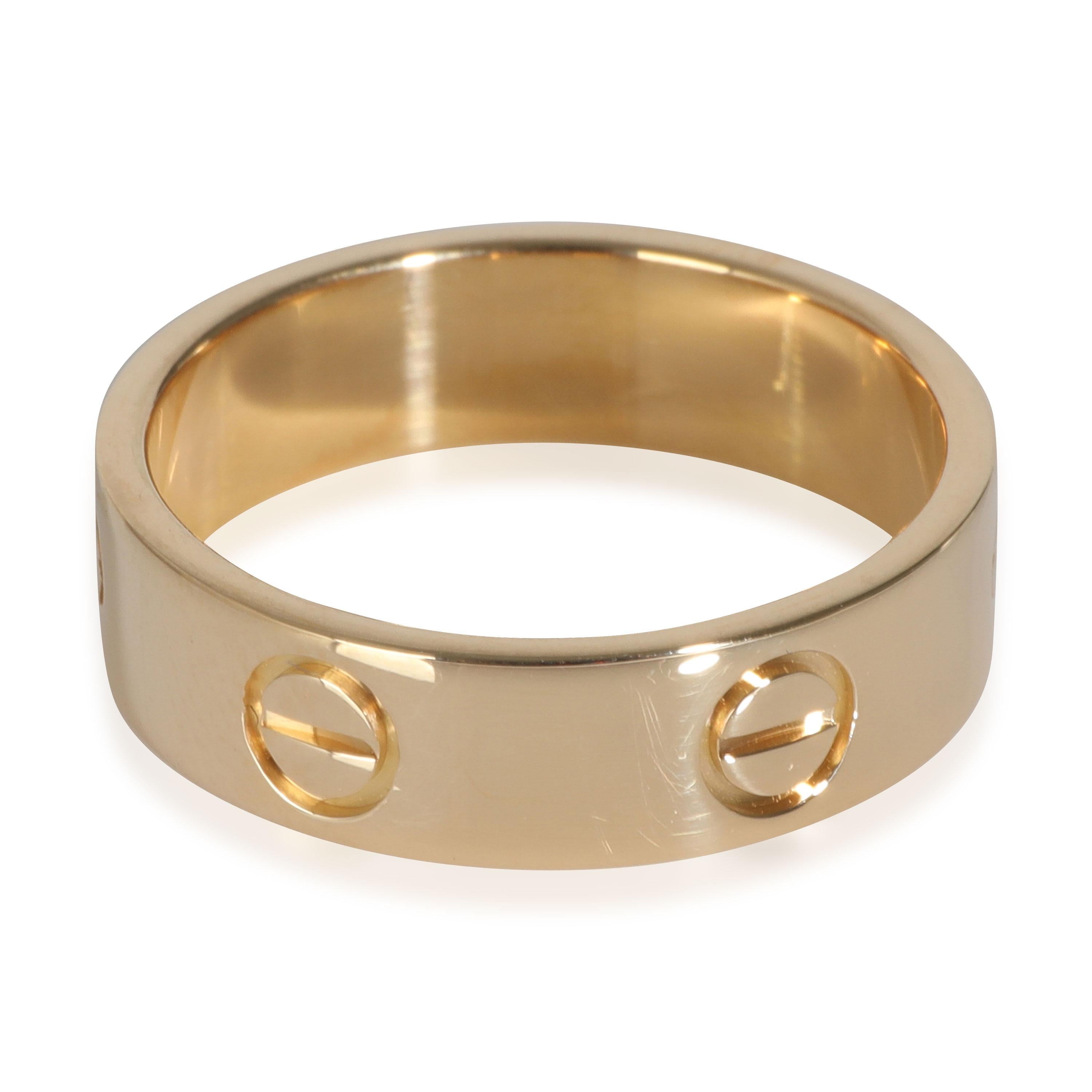 Cartier Love Ring (Gelbgold)

PRIMÄRE DETAILS
SKU: 143938
Titel der Auflistung: Cartier Liebesring (Gelbgold)
Beschreibung des Zustands: Die Collection'S Love von Cartier ist der Inbegriff der Ikone, von den wiedererkennbaren Designs bis hin zur