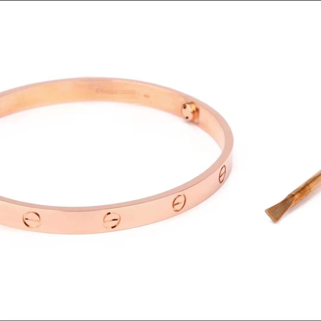 size 16 bracelet