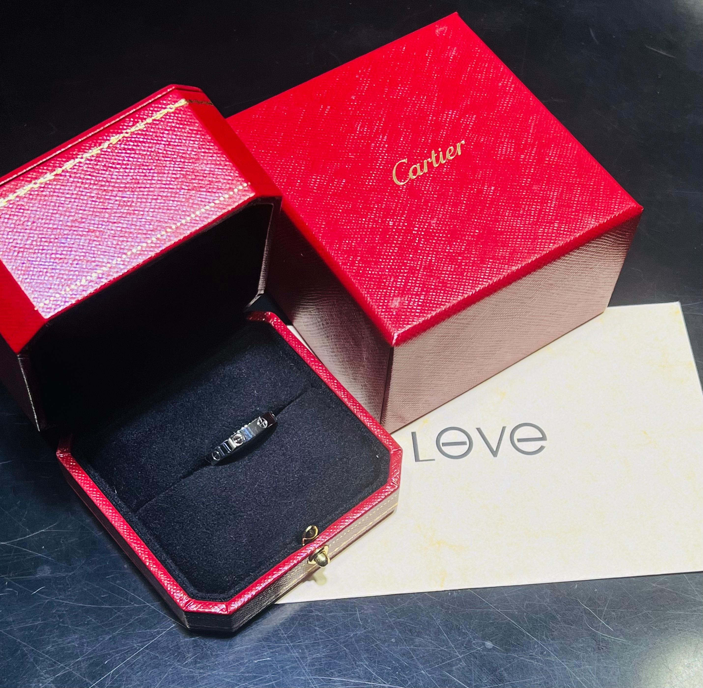thin cartier love ring
