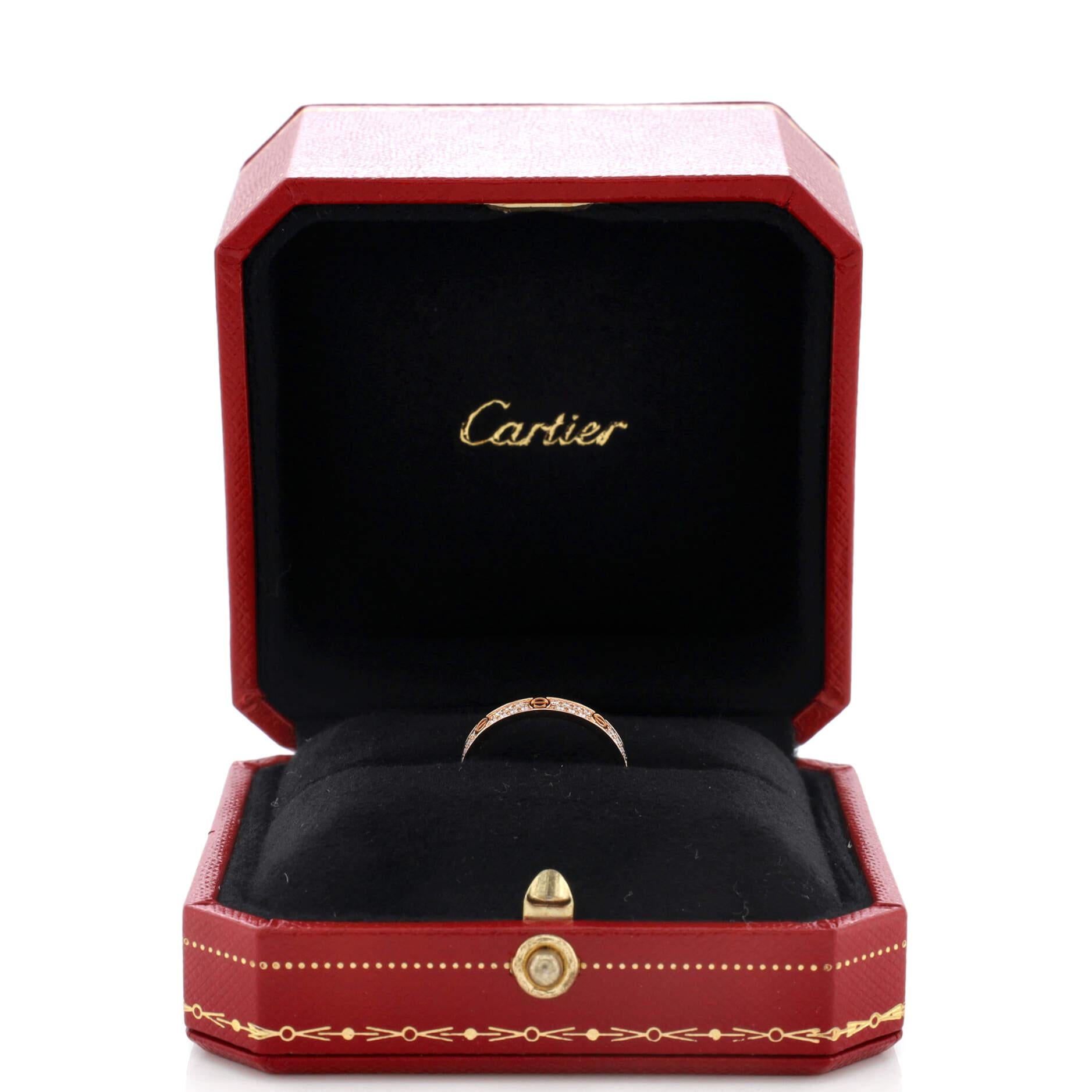 Condition: Excellent. Faint wear throughout.
Accessories: No Accessories
Measurements: Size: 5.75 - 51, Width: 2.55 mm
Designer: Cartier
Model: Love Wedding Band Pave Diamonds Ring 18K Rose Gold and Diamonds Small
Exterior Color: Rose Gold
Item