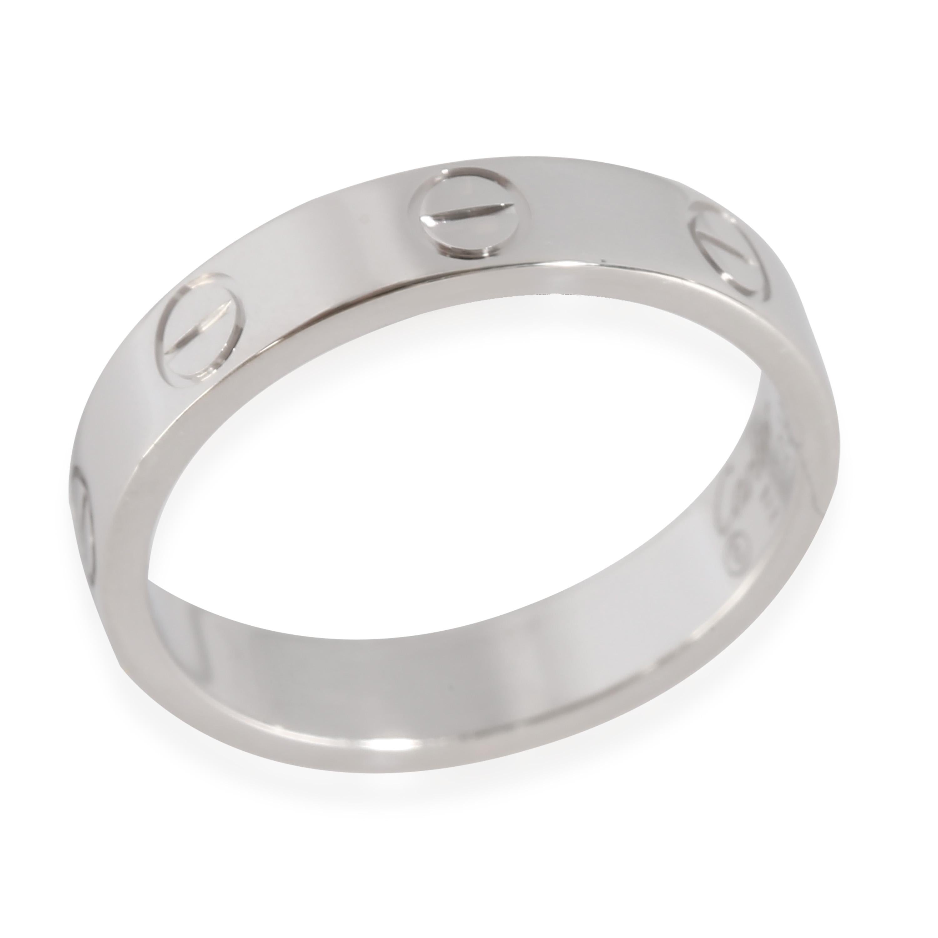 Alianza Cartier Amor (Oro Blanco)

DETALLES PRINCIPALES
SKU: U138370
Título del anuncio: Alianza Cartier Amor (Oro Blanco)
Descripción del estado: La colección Love de Cartier es el epítome de lo icónico, desde los diseños reconocibles hasta la
