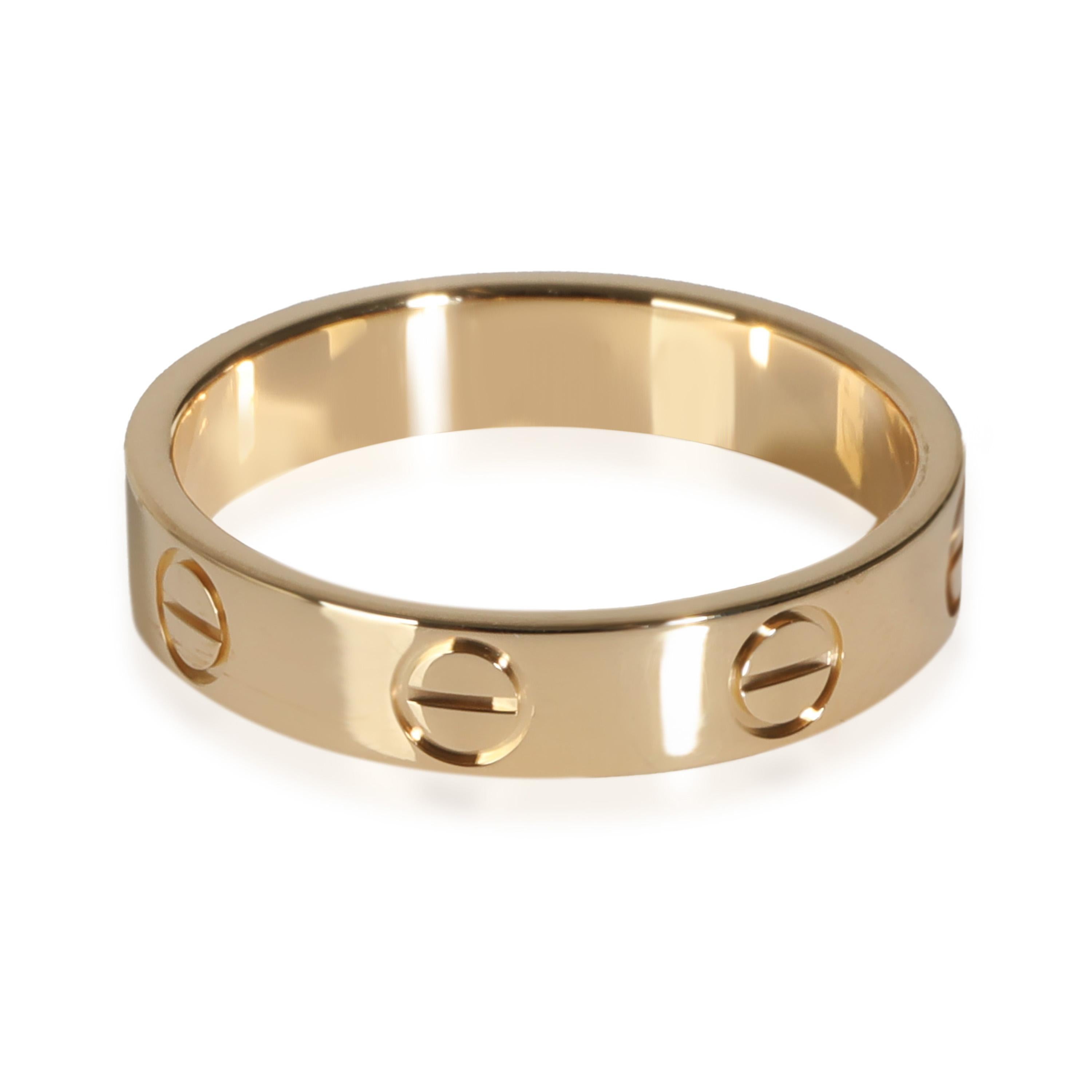 Cartier Love Ehering (Gelbgold)

PRIMÄRE DETAILS
SKU: 144233
Auflistung Titel: Cartier Love Ehering (Gelbgold)
Beschreibung des Zustands: Die Collection'S Love von Cartier ist der Inbegriff der Ikone, von den wiedererkennbaren Designs bis hin zur