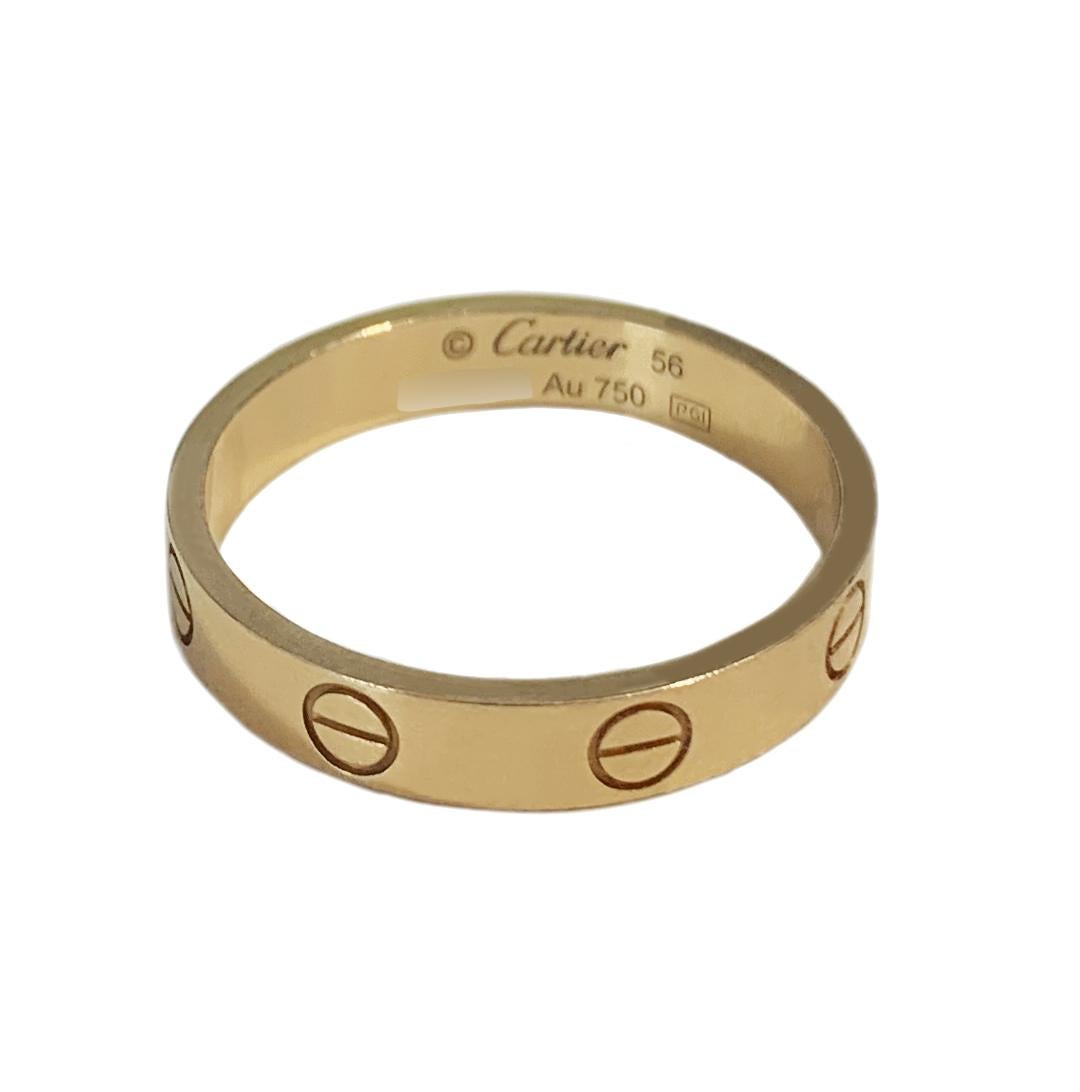 -Mint condition
-18k Yellow Gold
-Ring size: 56/7.5
-Width: 3.6mm
-Comes with Cartier box, no certificate
-Retail: $1170